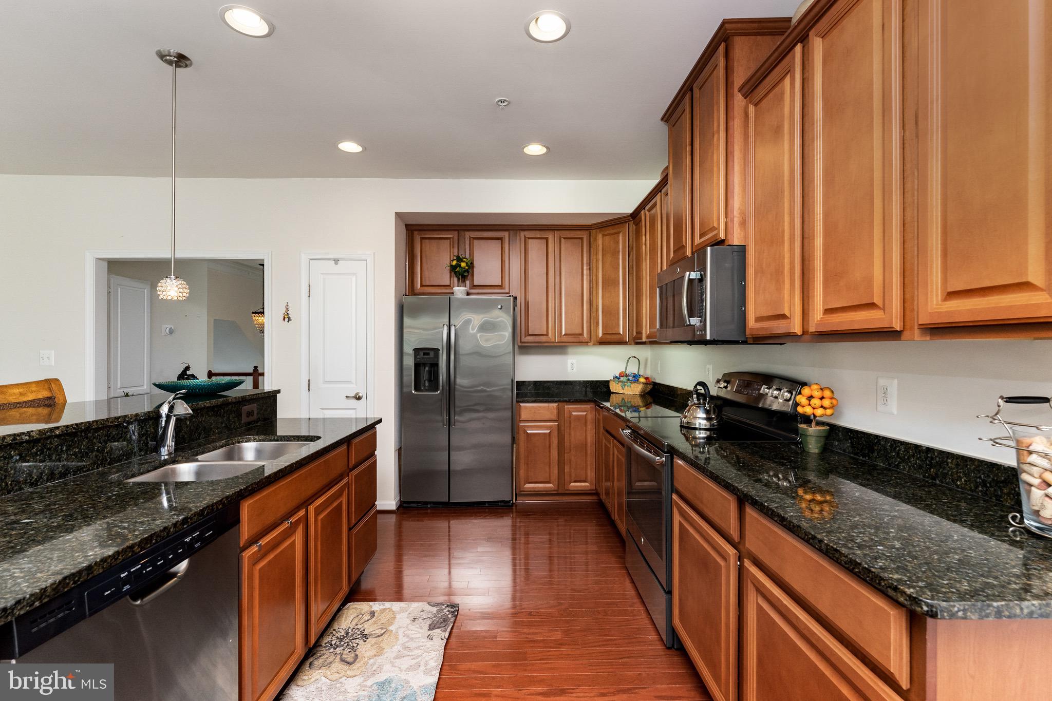 MORLEY CORNER - Residential