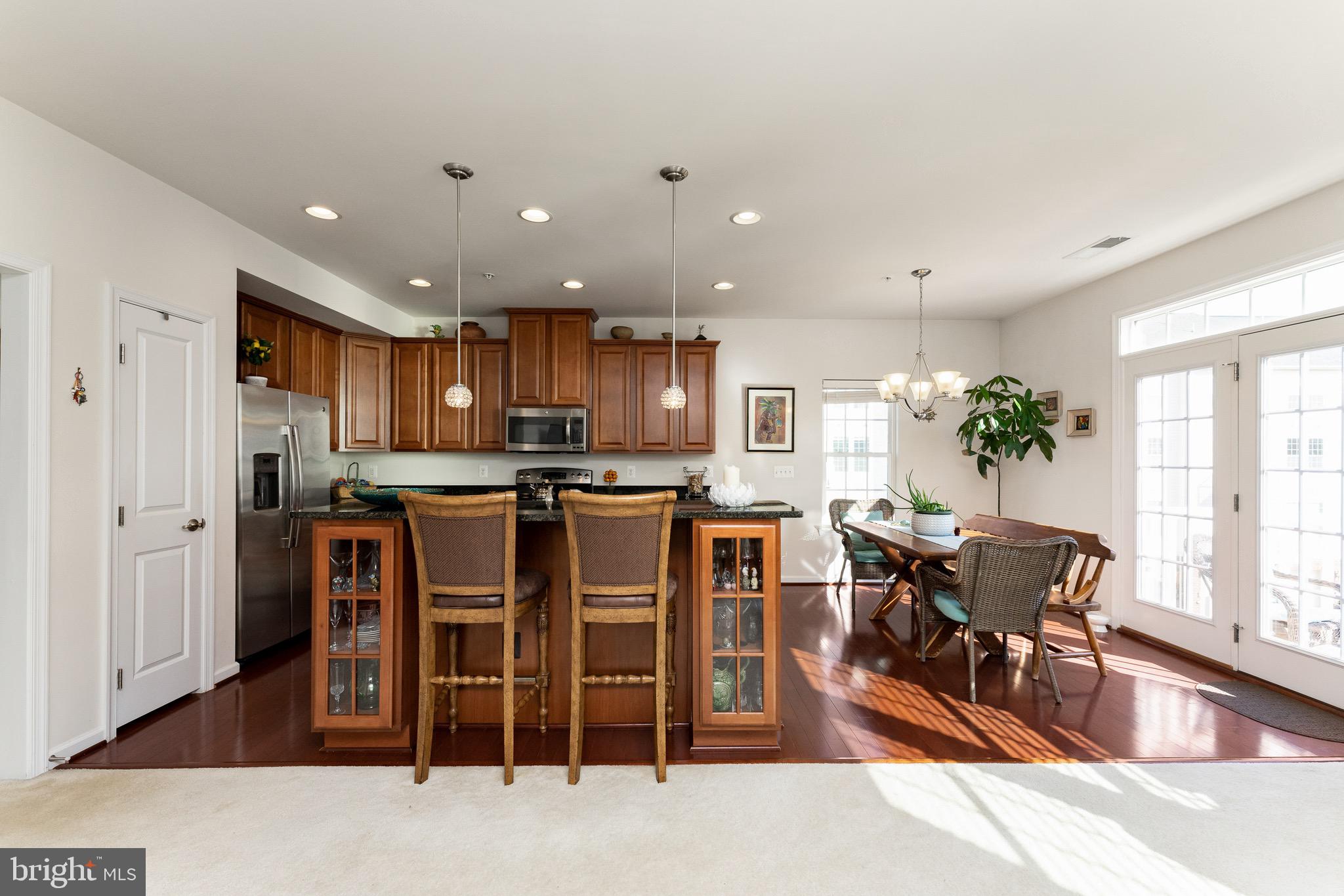 MORLEY CORNER - Residential