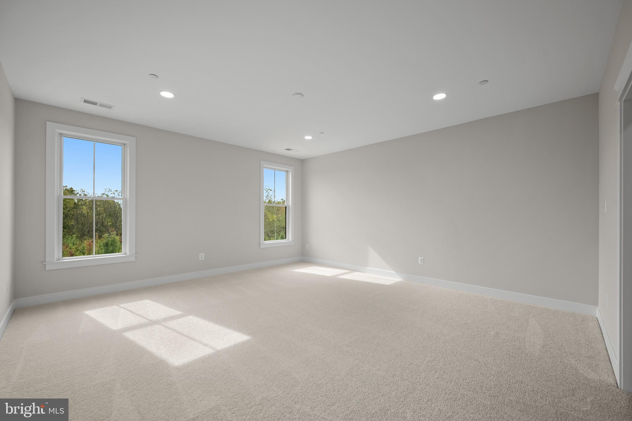 FALLING GREEN - Residential