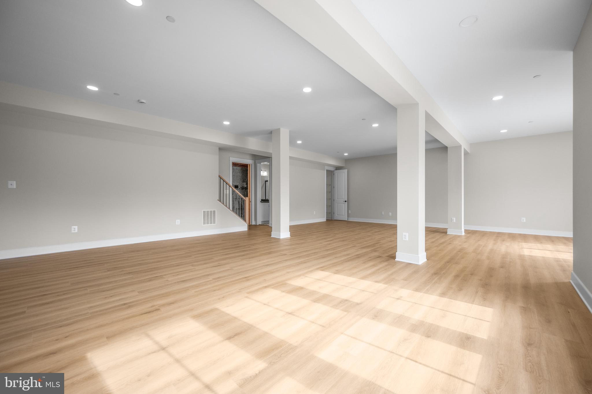 FALLING GREEN - Residential