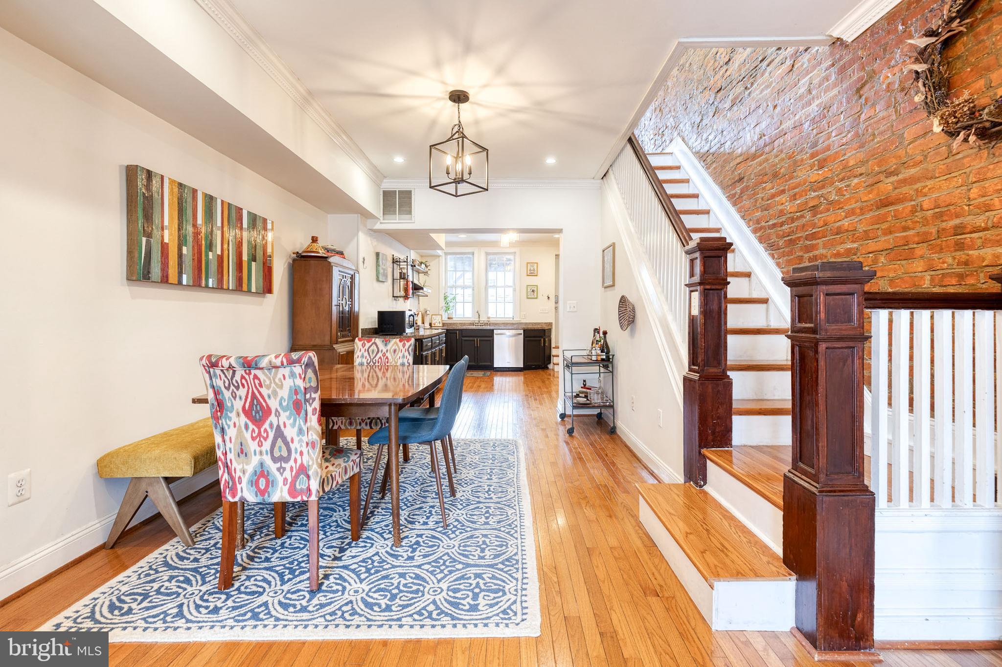 HIGHLANDTOWN - Residential