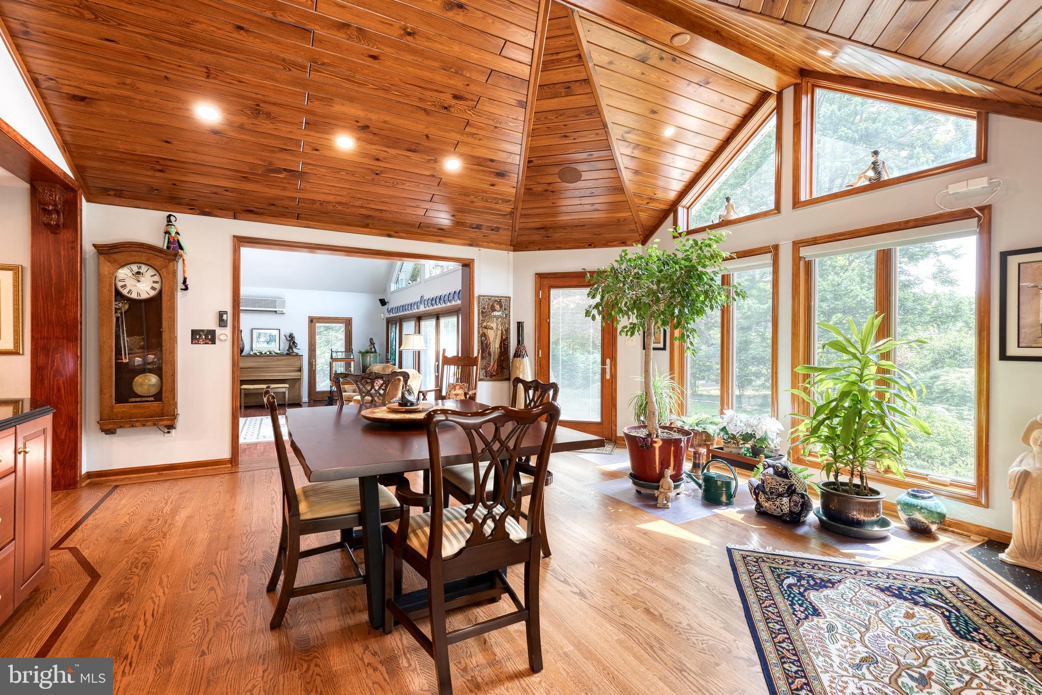 9 TREE FARM COURT