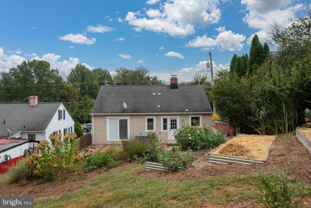 Photo of 1314 S West Street, CULPEPER, VA 22701 (MLS # VACU2012220)