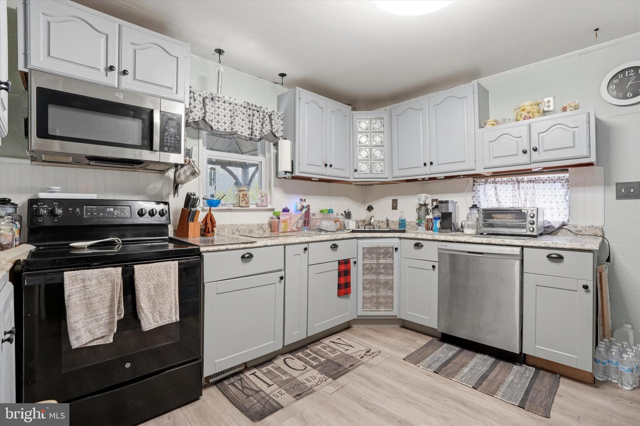 CAPITOL VIEW - Residential
