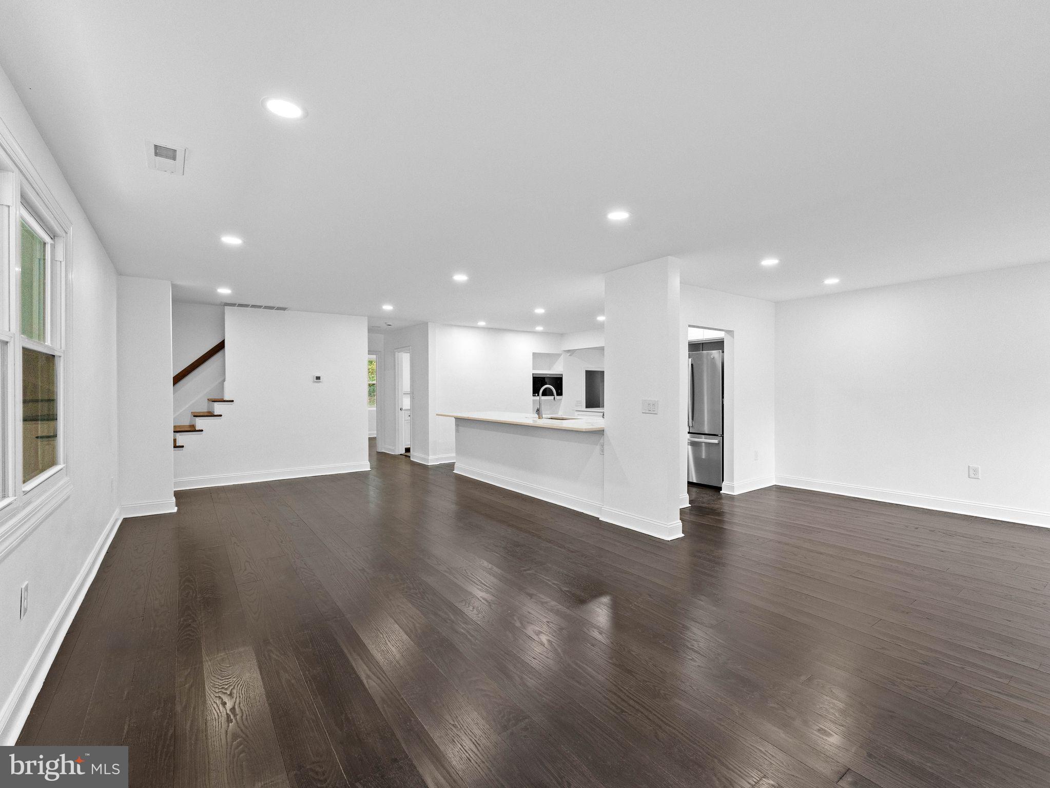 GULPH MILLS VIL - Residential