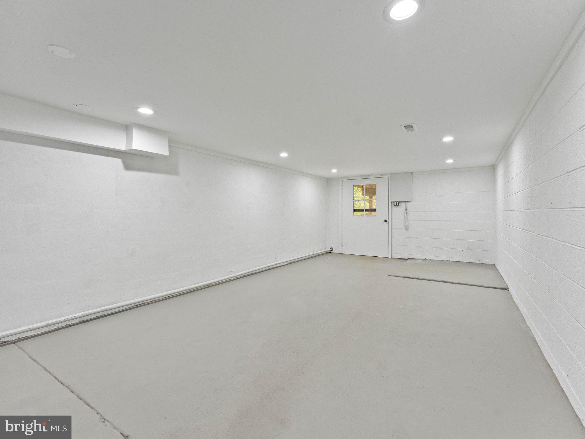 GULPH MILLS VIL - Residential