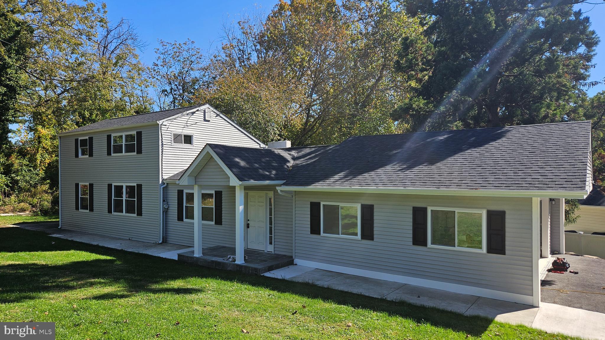 700 CROOKED LANE