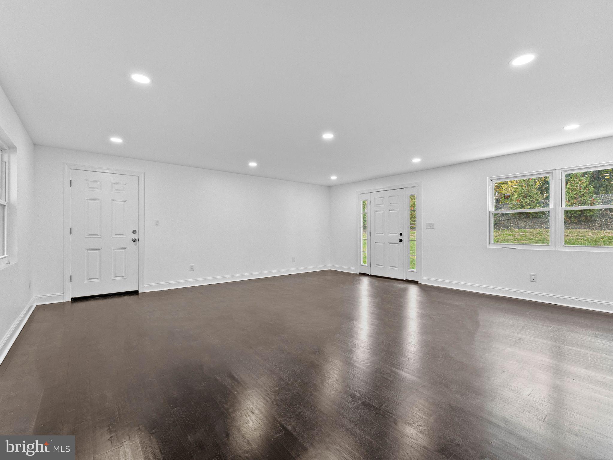 GULPH MILLS VIL - Residential