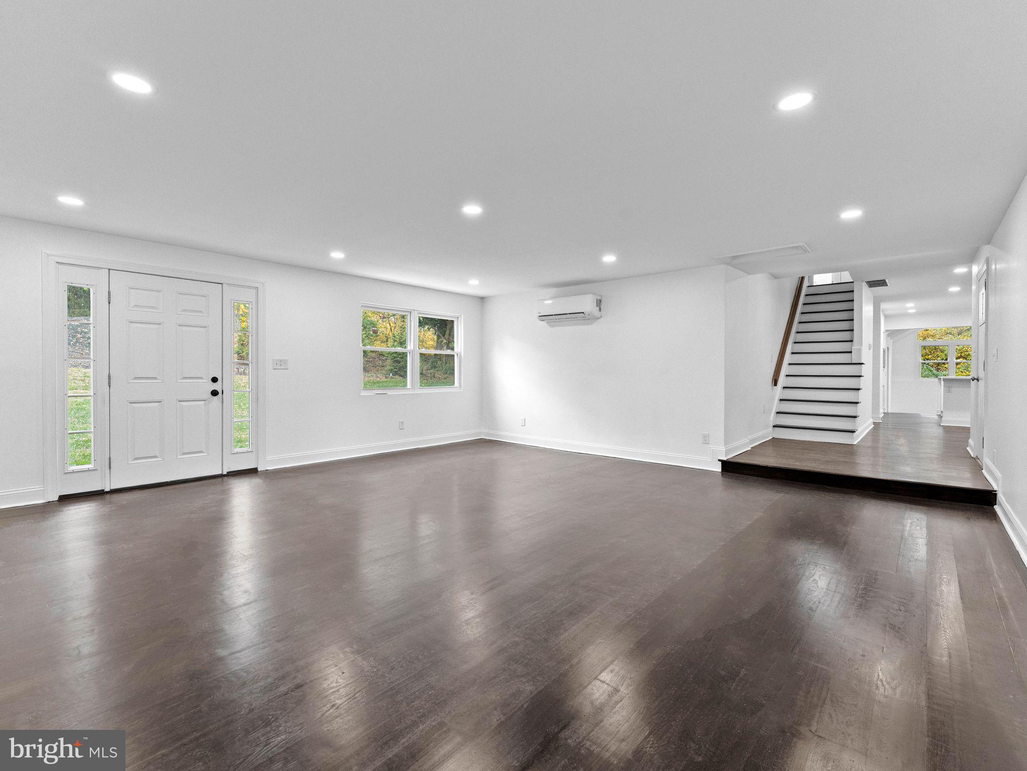 GULPH MILLS VIL - Residential