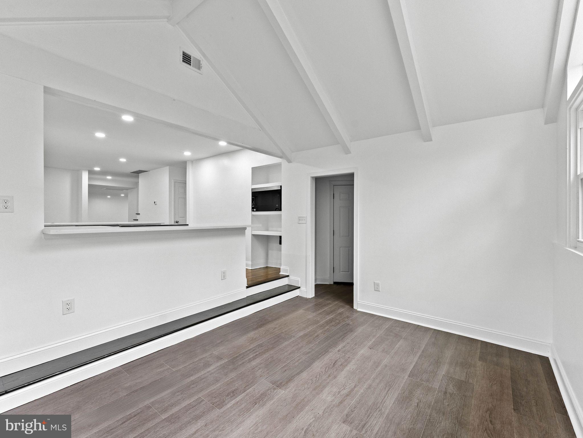 GULPH MILLS VIL - Residential