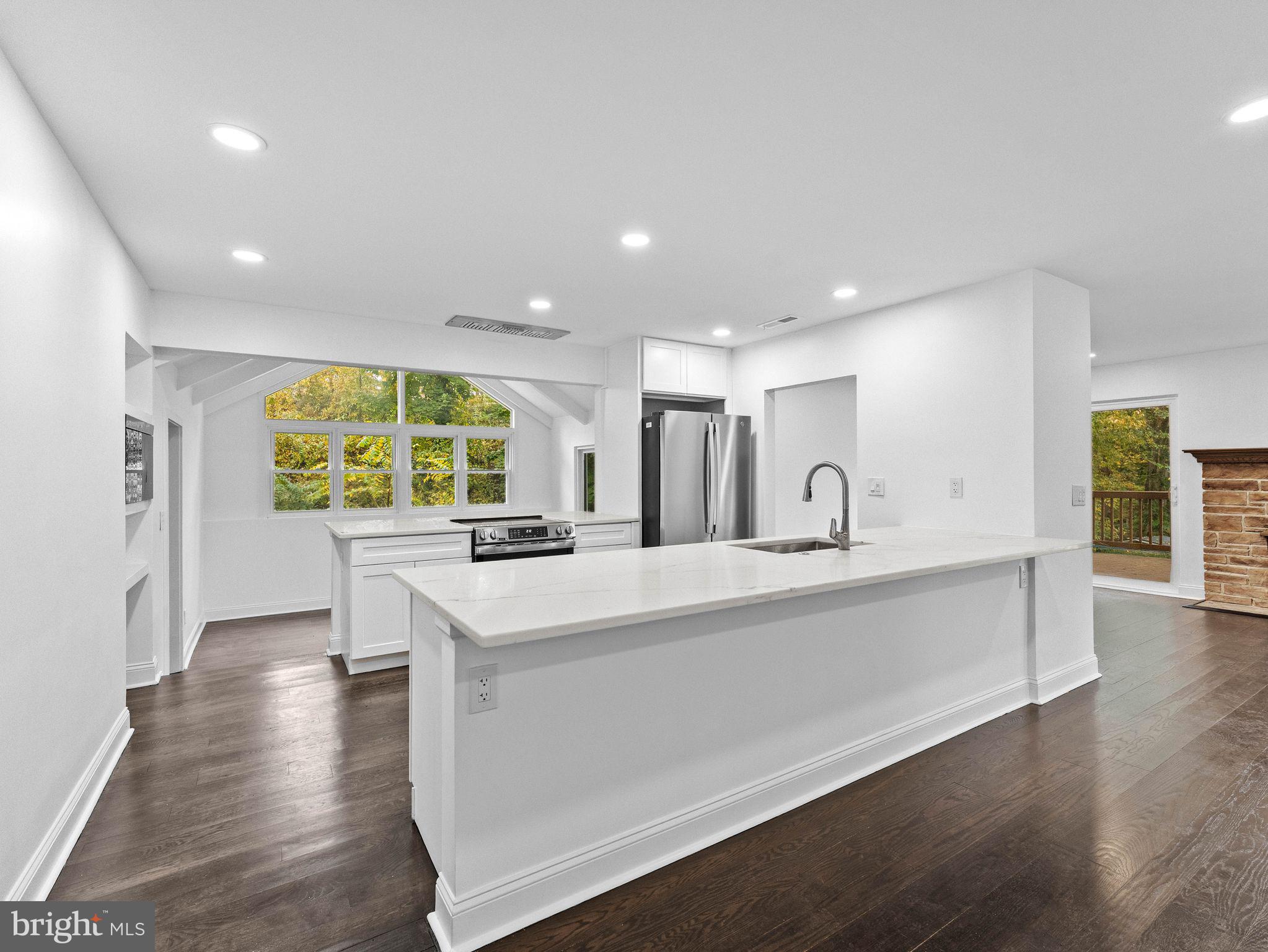 GULPH MILLS VIL - Residential