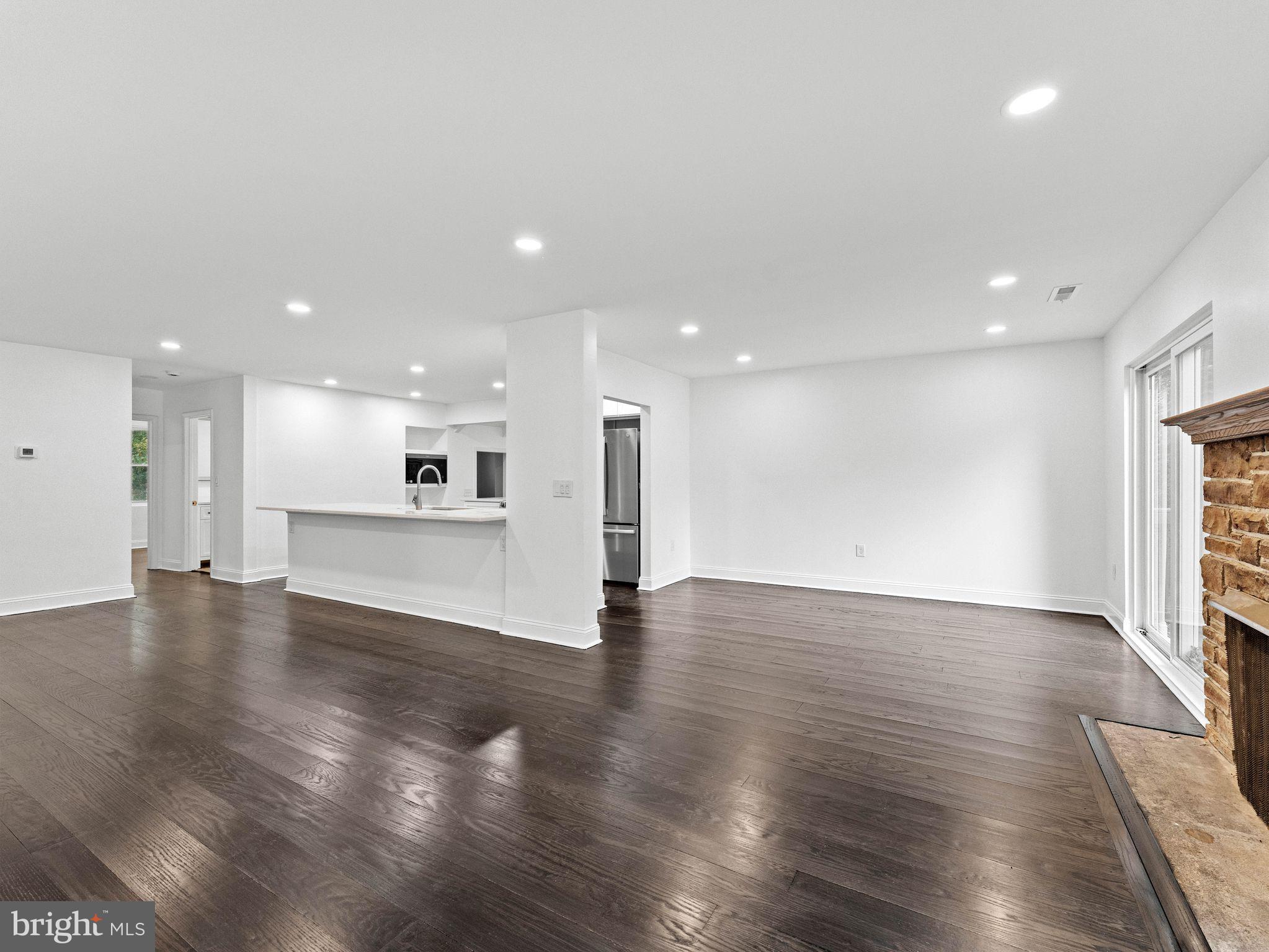 GULPH MILLS VIL - Residential