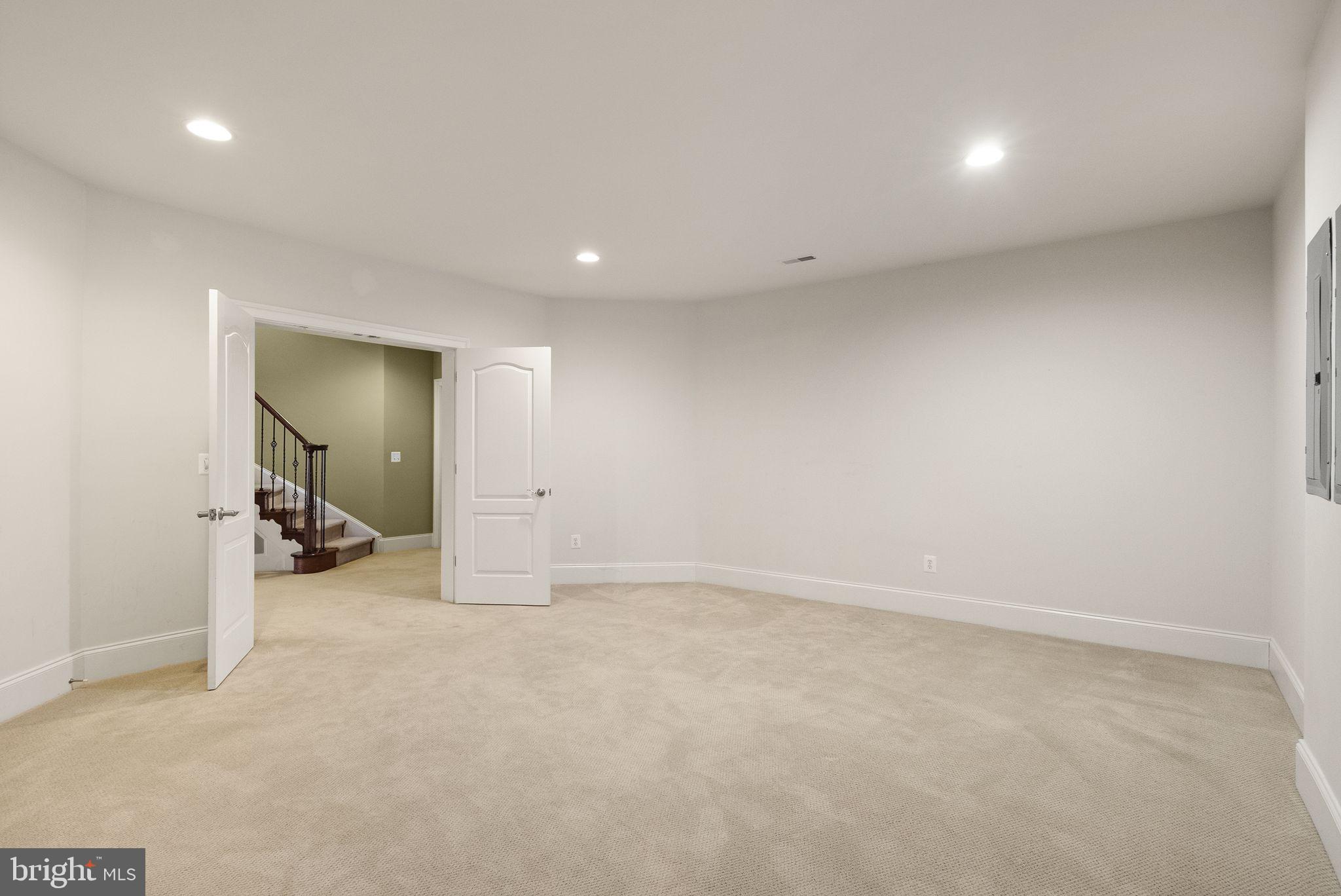 SOUTH RUN - Residential