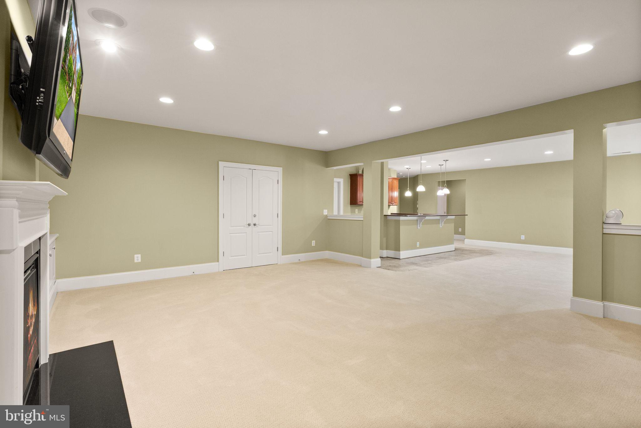 SOUTH RUN - Residential