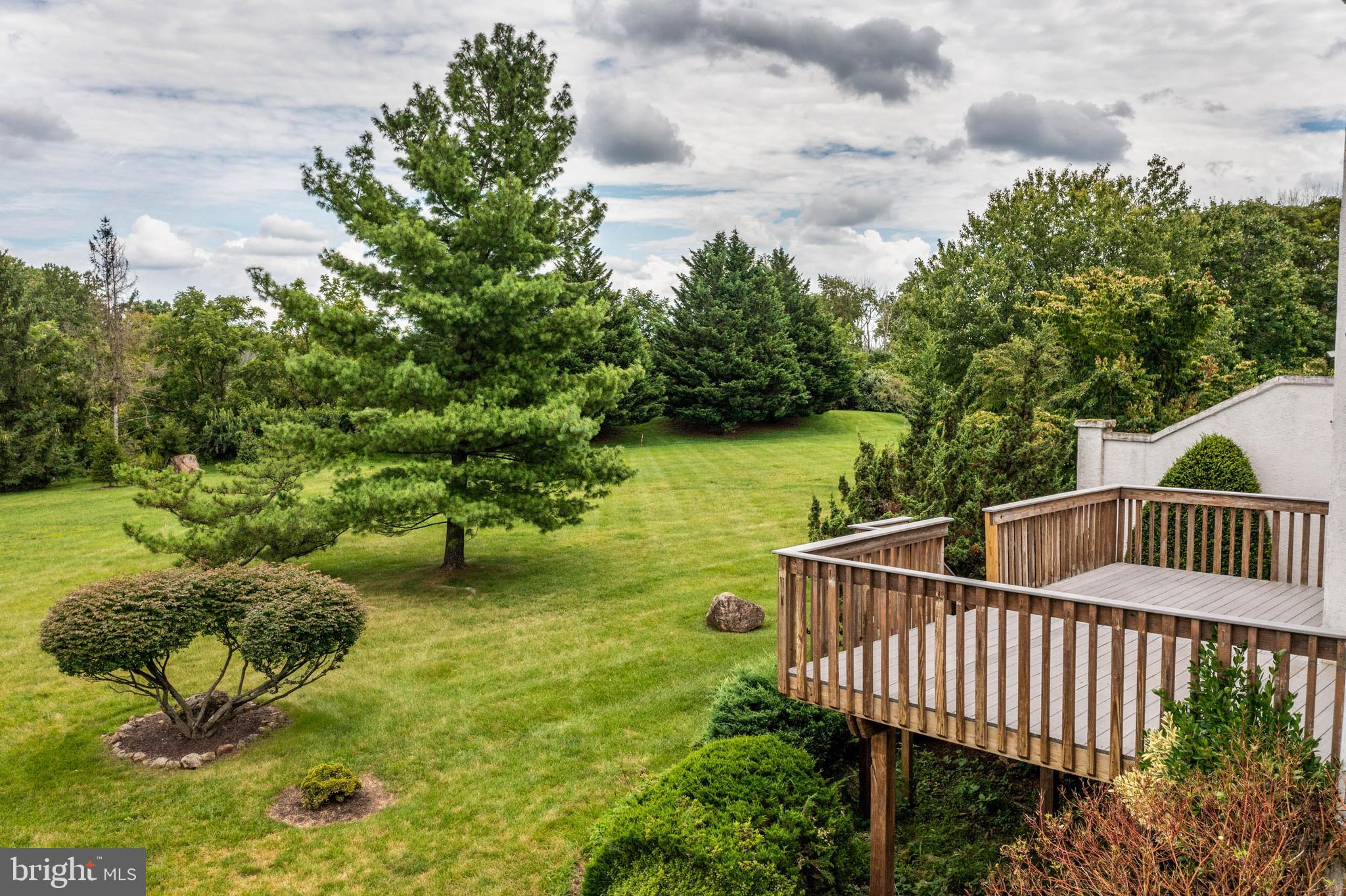 HUNTERS RUN - Residential