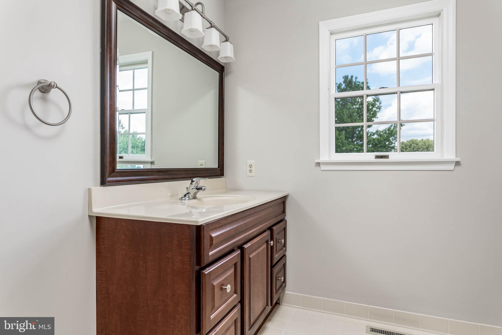 HUNTERS RUN - Residential