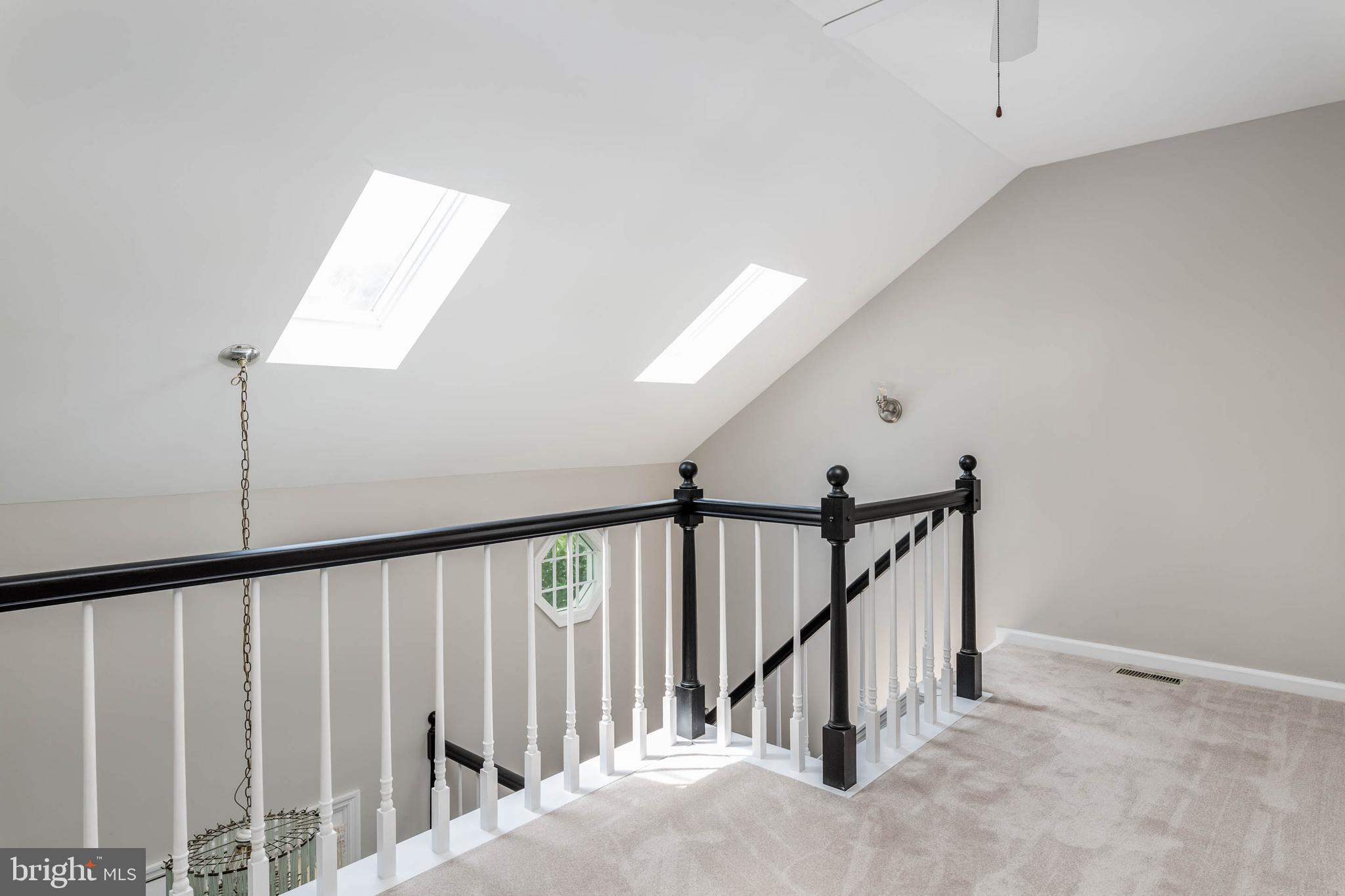 HUNTERS RUN - Residential