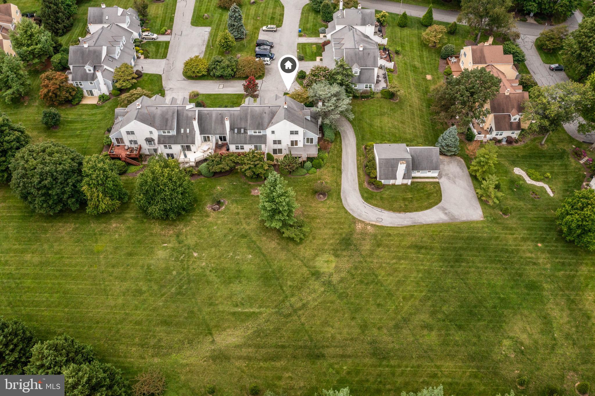 HUNTERS RUN - Residential