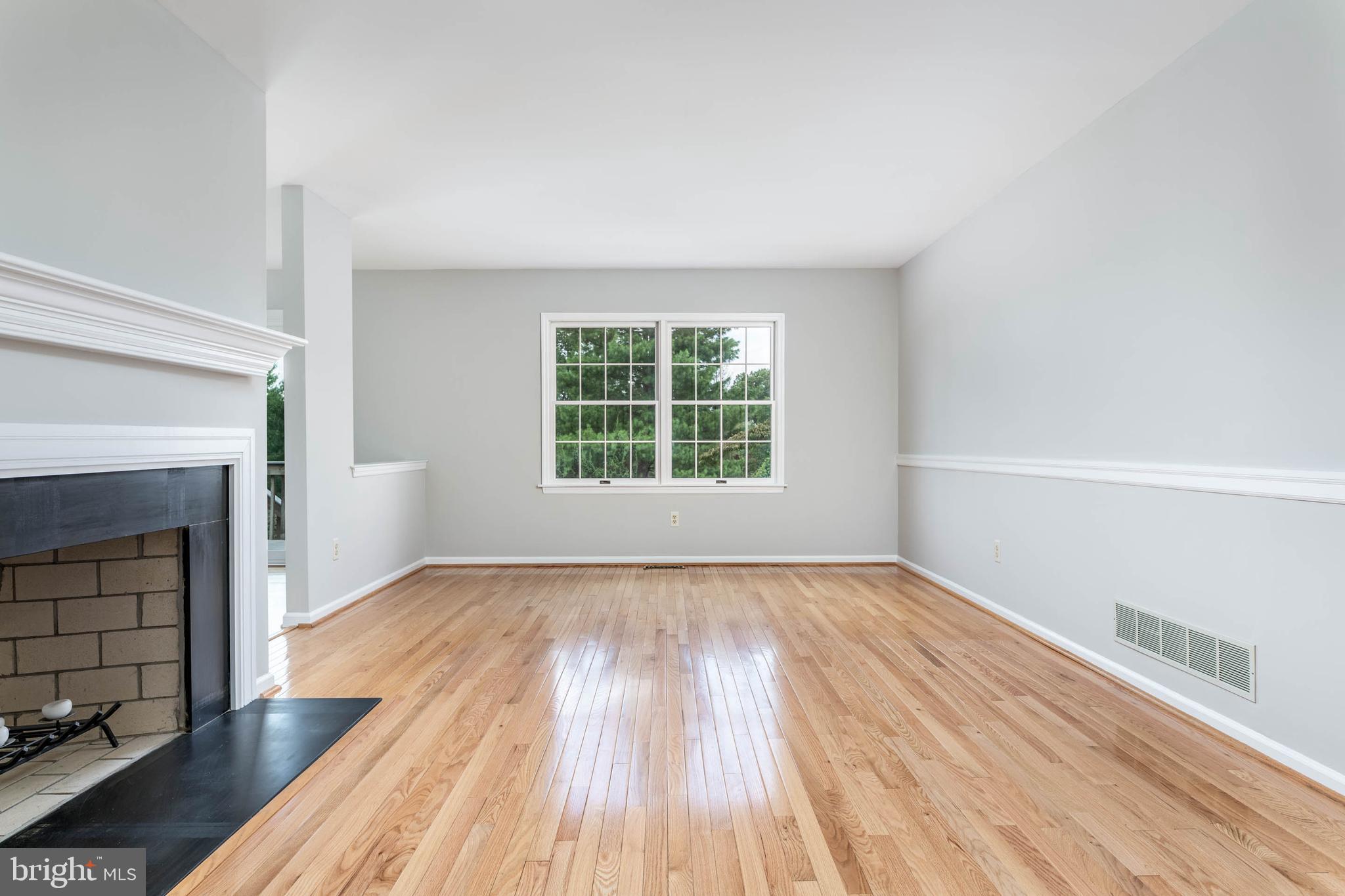 HUNTERS RUN - Residential