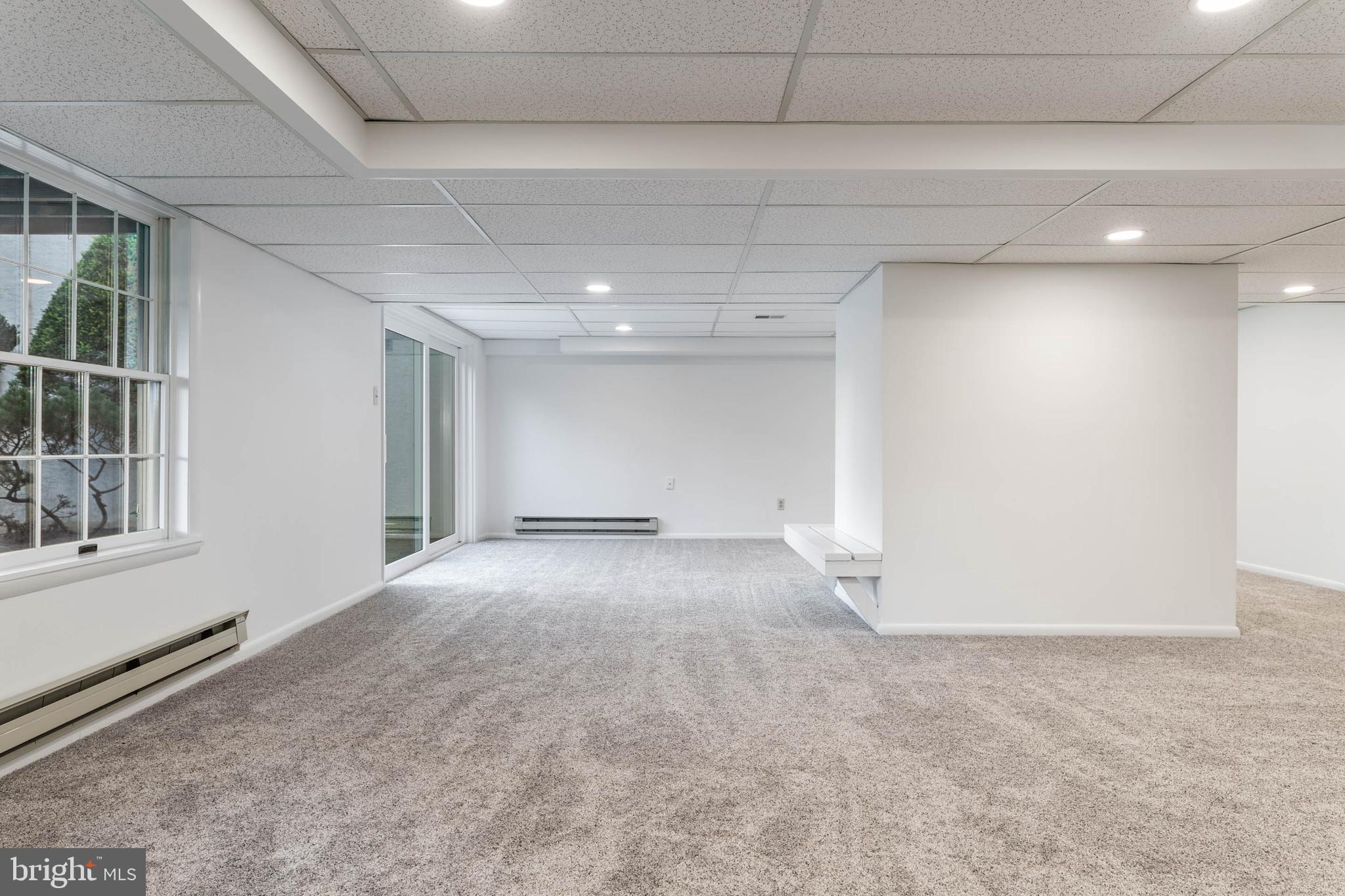 HUNTERS RUN - Residential