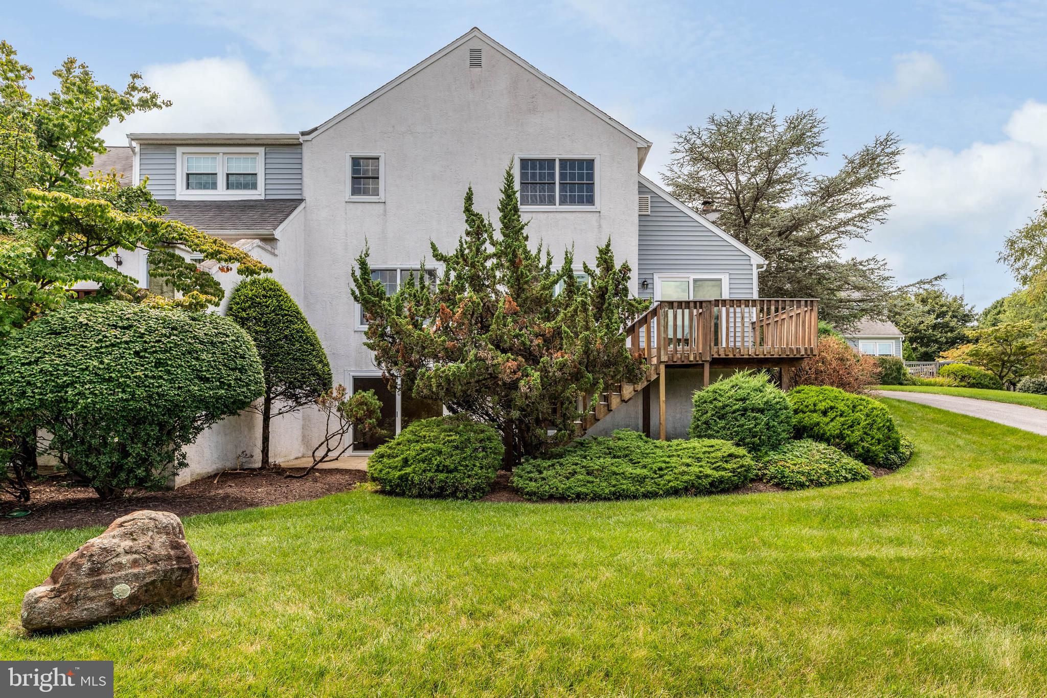 HUNTERS RUN - Residential