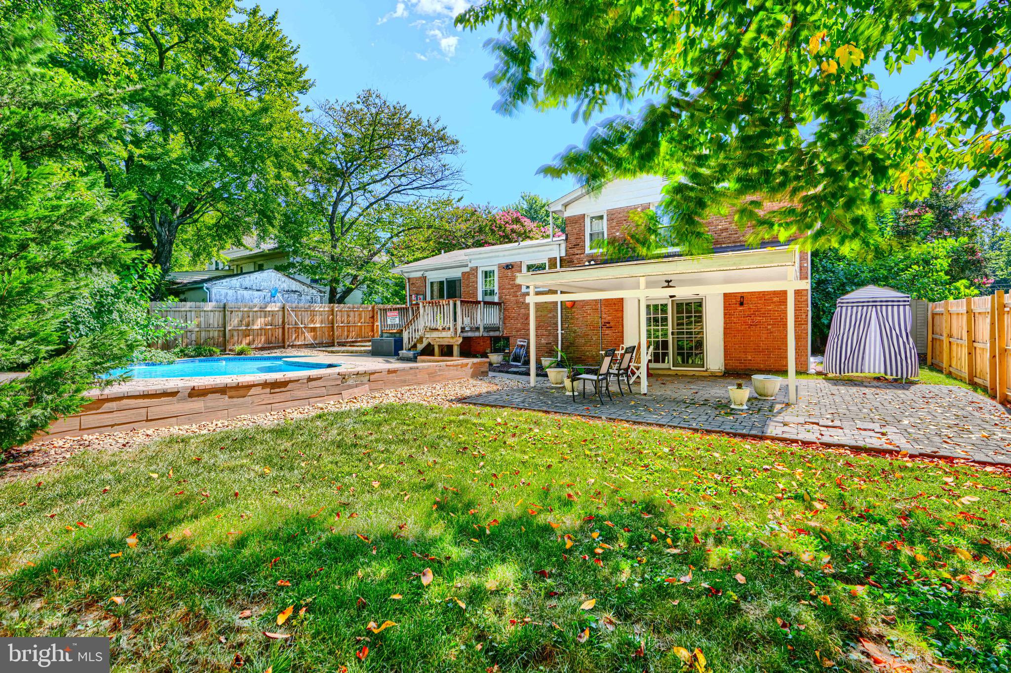 NORTHWEST BRANCH ESTATES - Residential