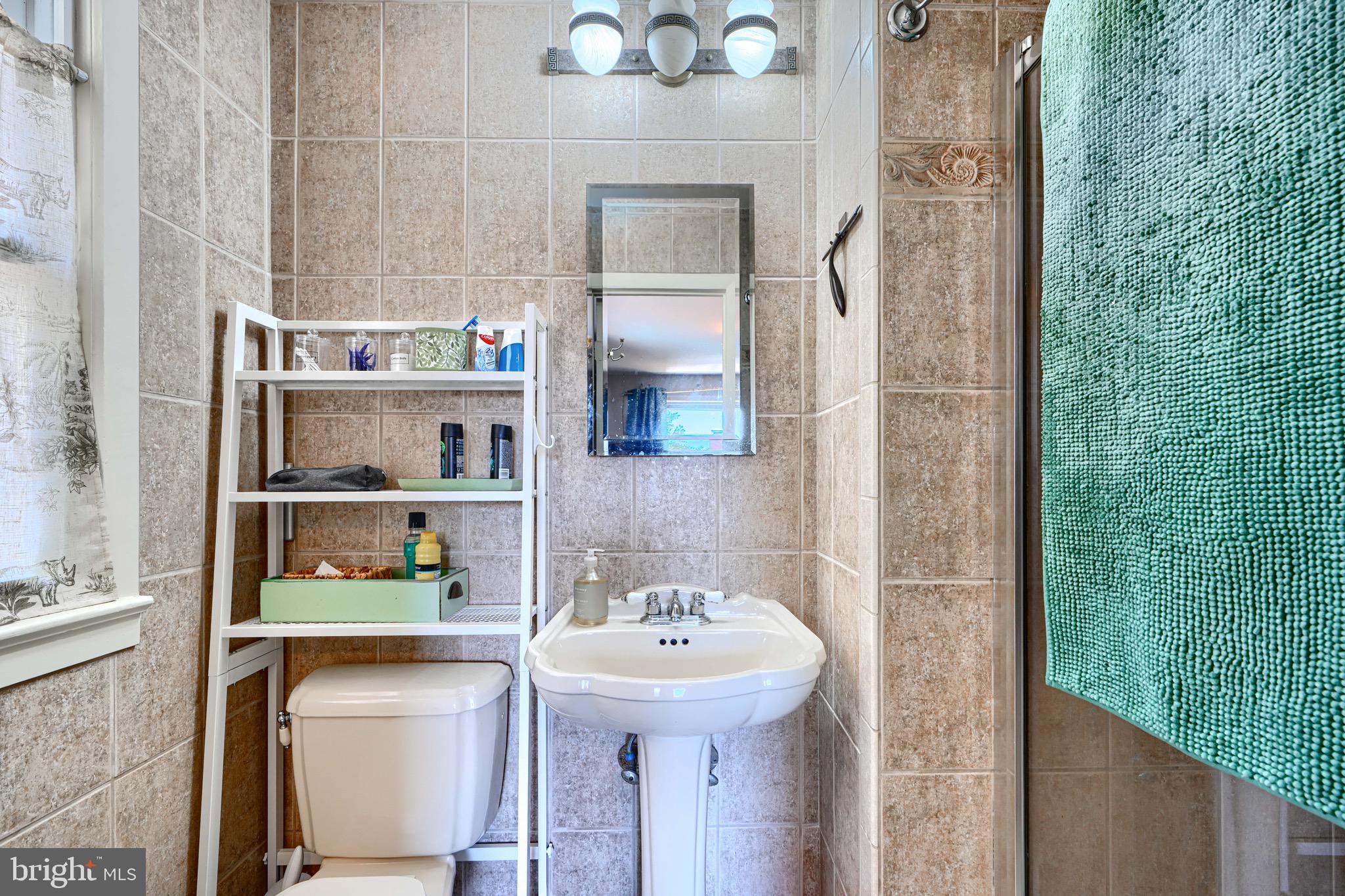 NORTHWEST BRANCH ESTATES - Residential