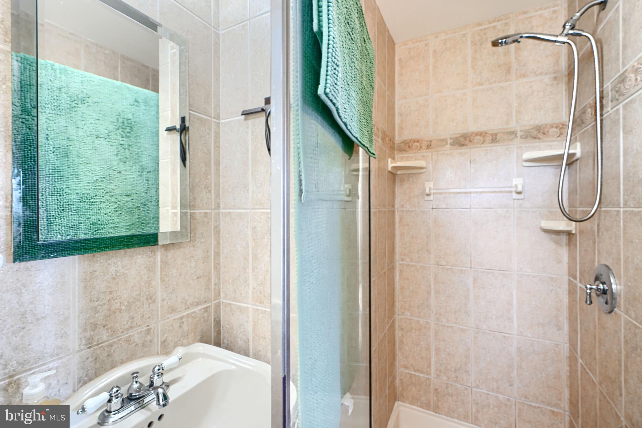 NORTHWEST BRANCH ESTATES - Residential