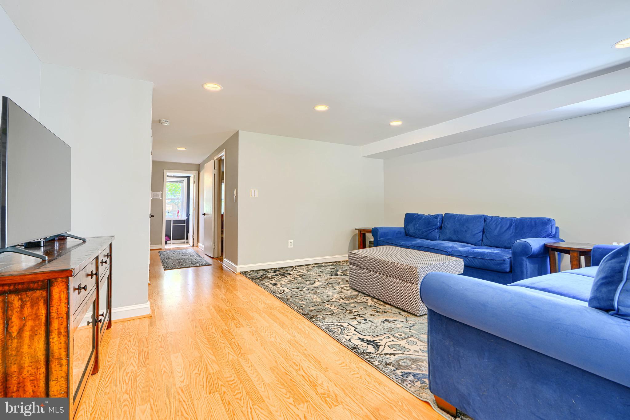 NORTHWEST BRANCH ESTATES - Residential