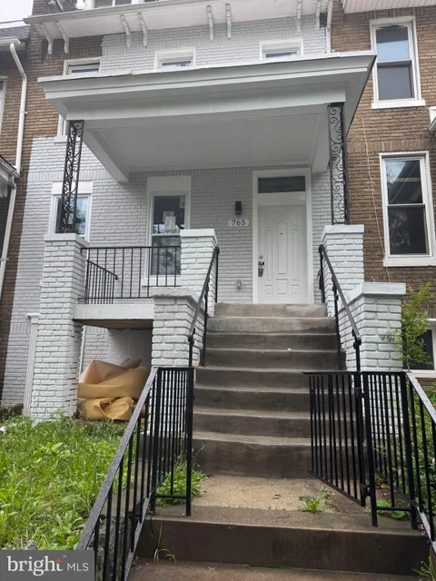 MLS: DCDC2264144