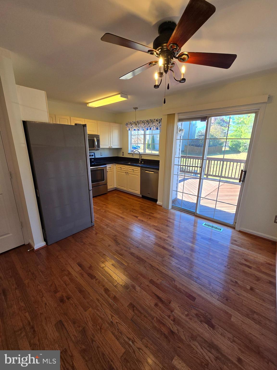 GREEN TRAILS - Residential