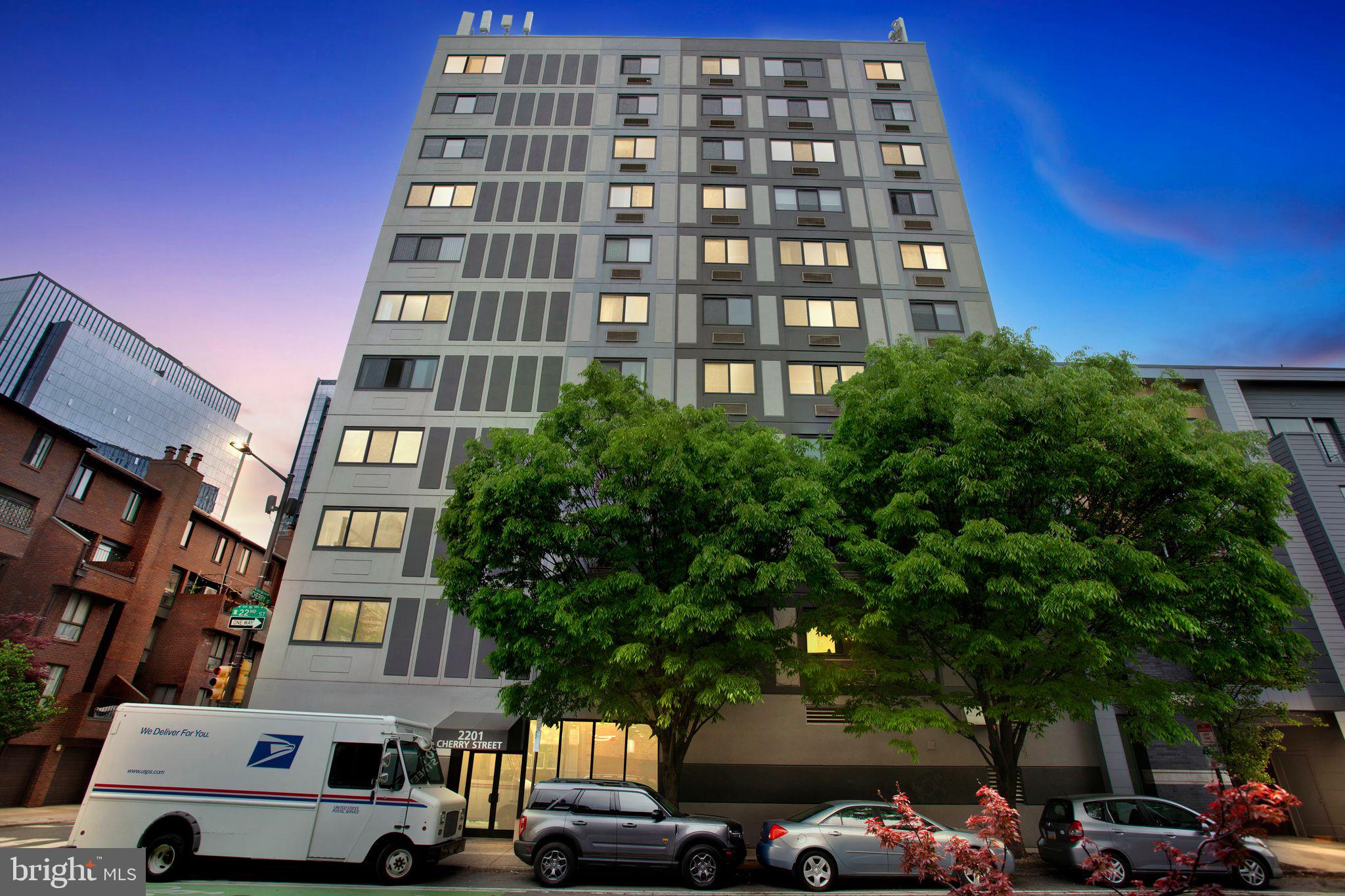 2201 CHERRY STREET 904