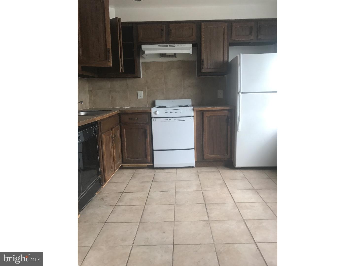 WASHINGTON SQ WEST - Residential Lease