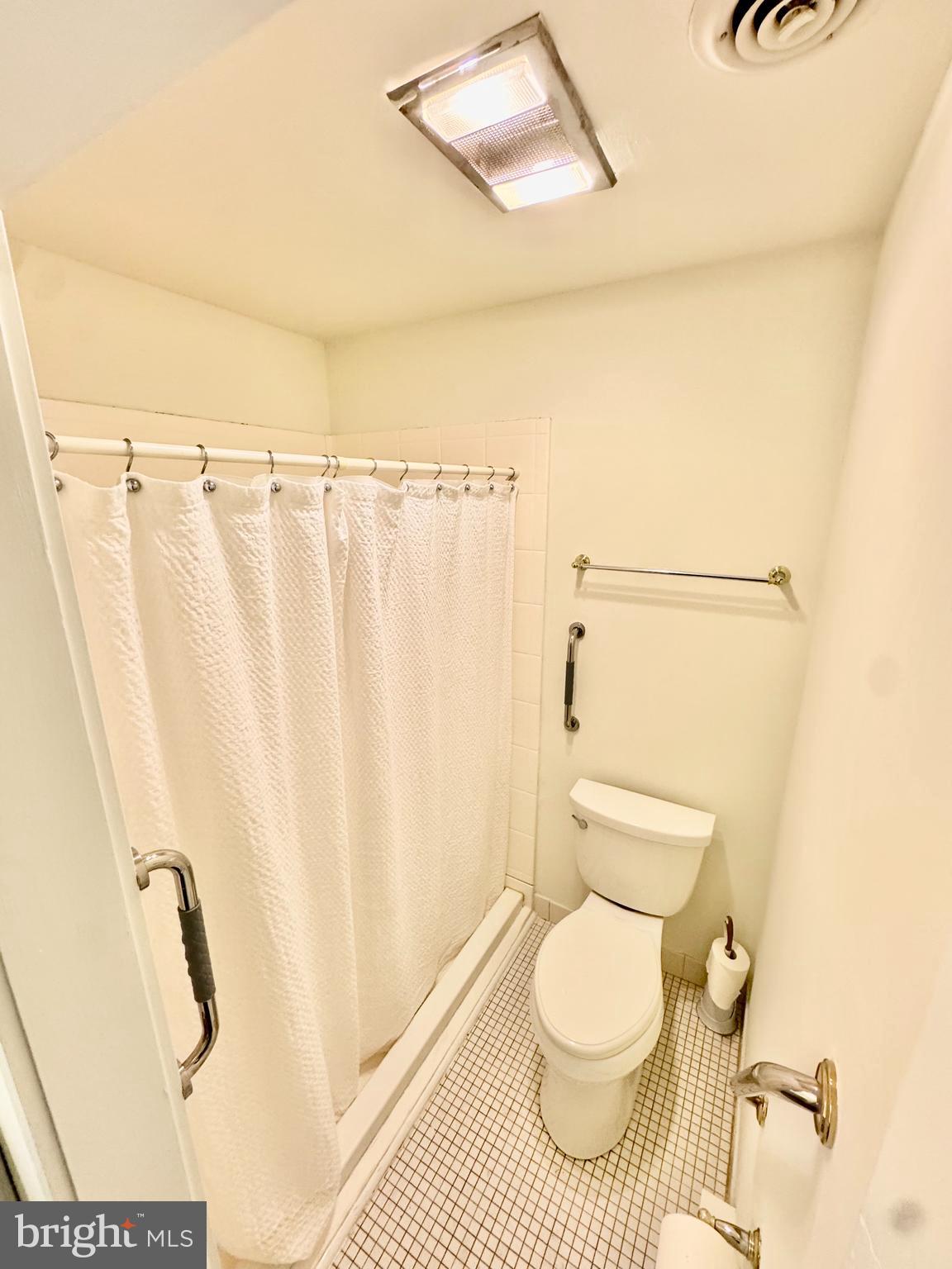 HERSHEYS MILL - Residential Lease