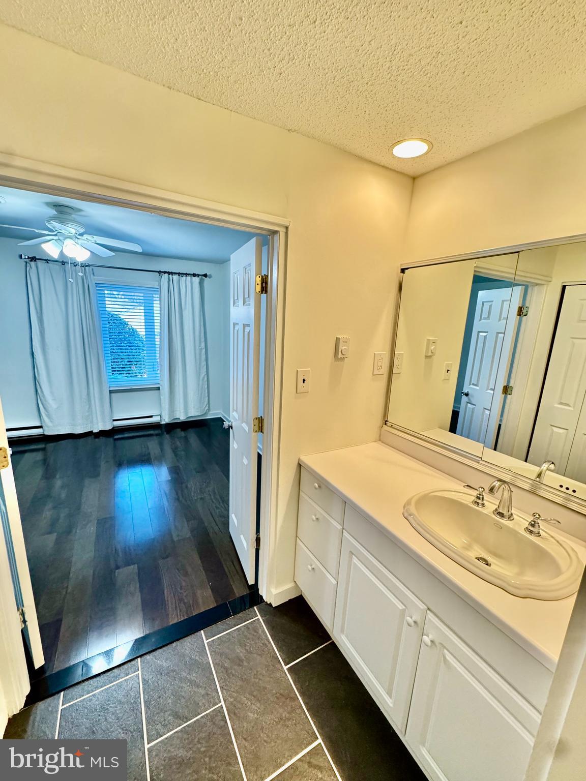 HERSHEYS MILL - Residential Lease