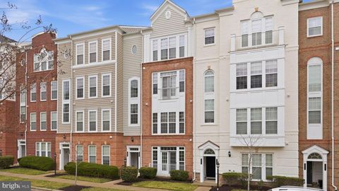 Photo of 14523 Barkham Drive, WOODBRIDGE, VA 22191 (MLS # VAPW2113496)