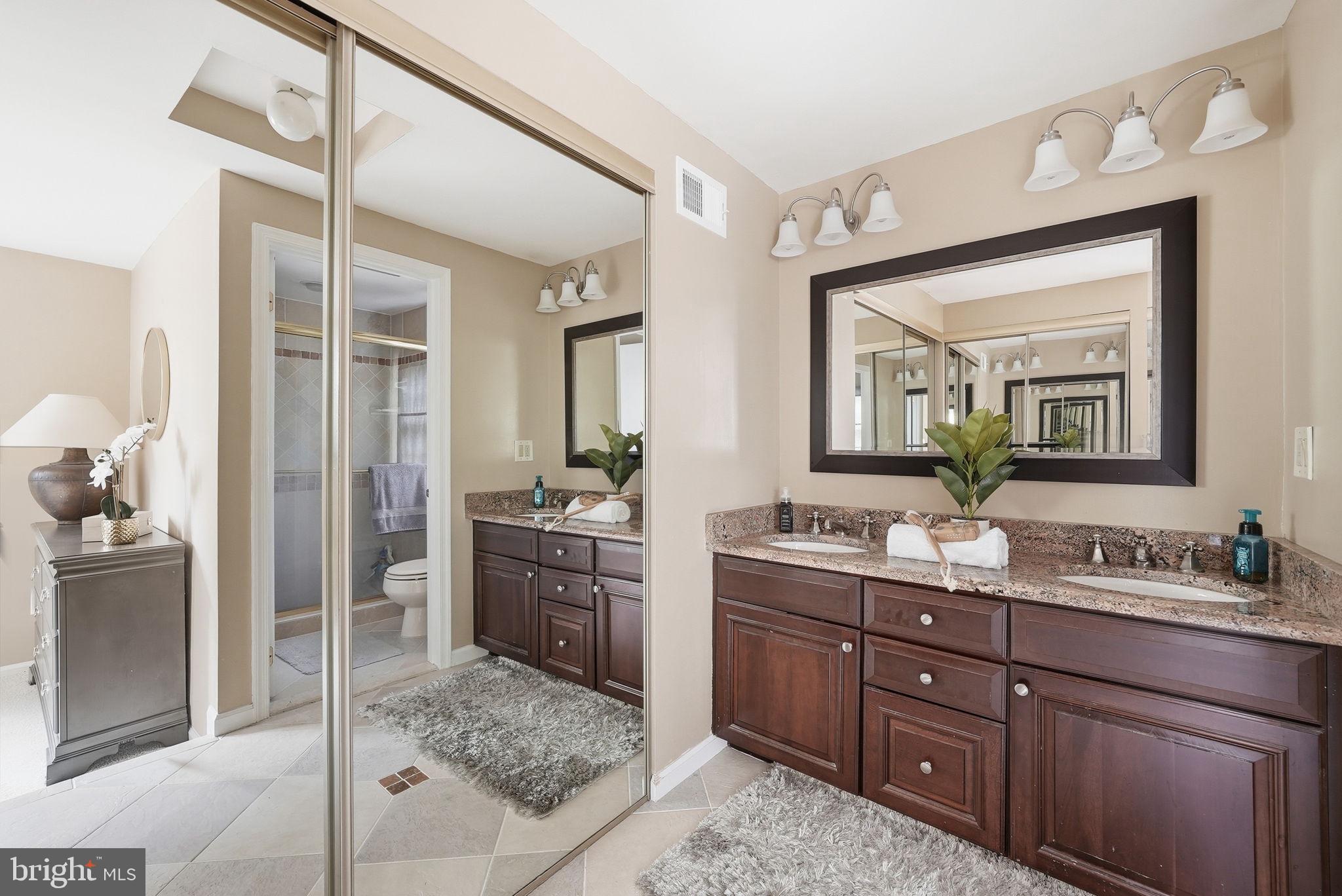 CLARKS CROSSING - Residential