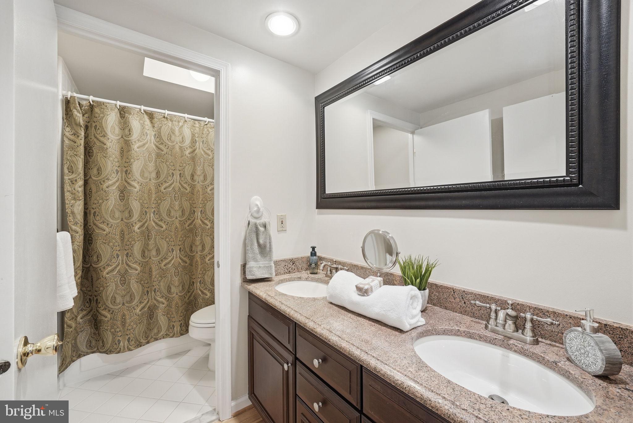 CLARKS CROSSING - Residential
