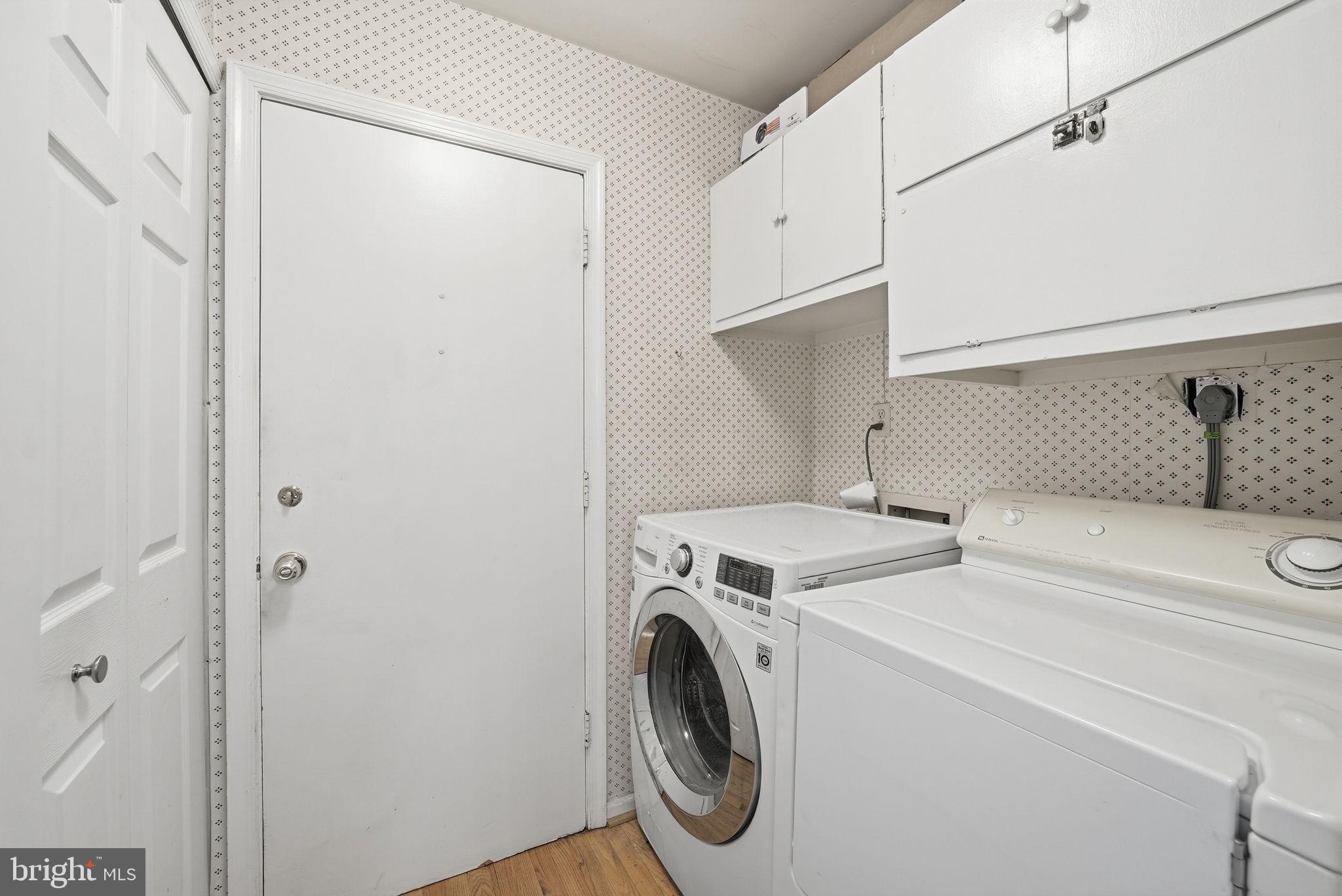 CLARKS CROSSING - Residential