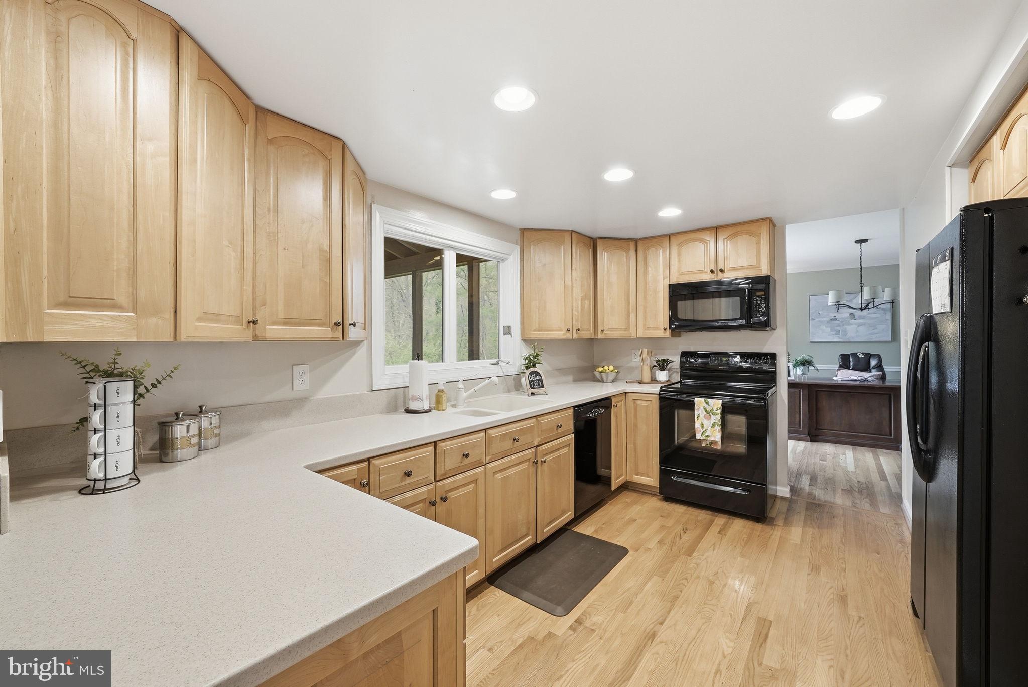 CLARKS CROSSING - Residential