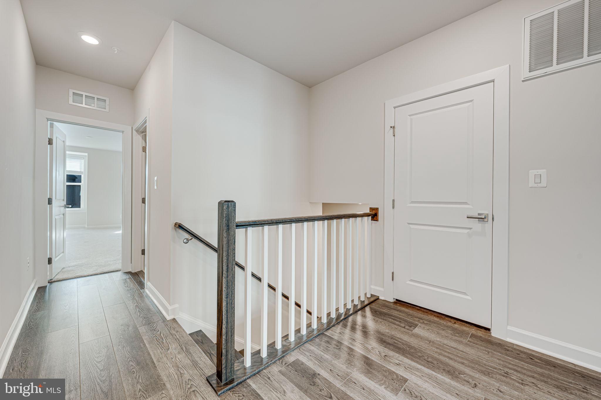 WOODLAND PARK - Residential Lease