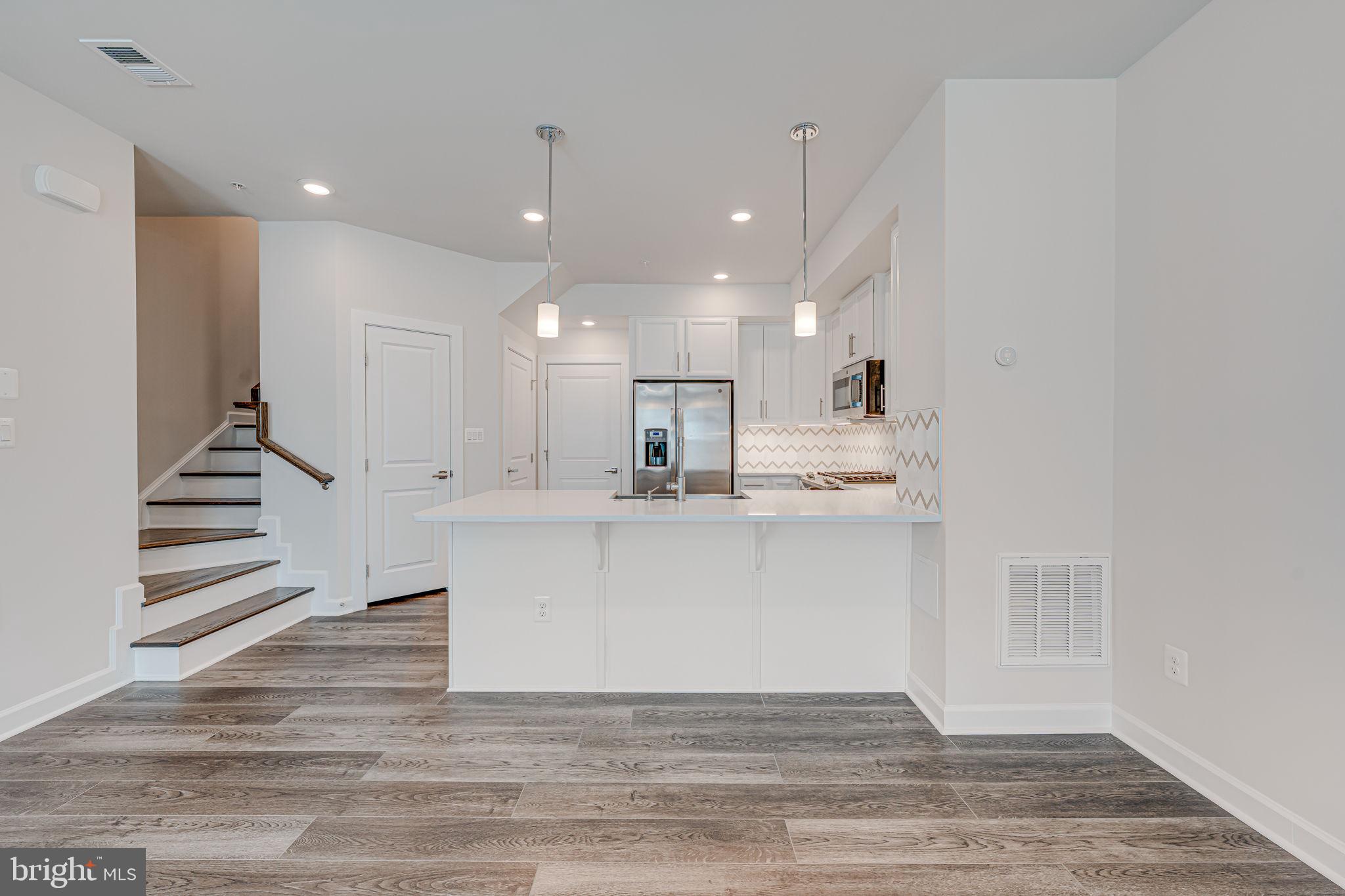 WOODLAND PARK - Residential Lease