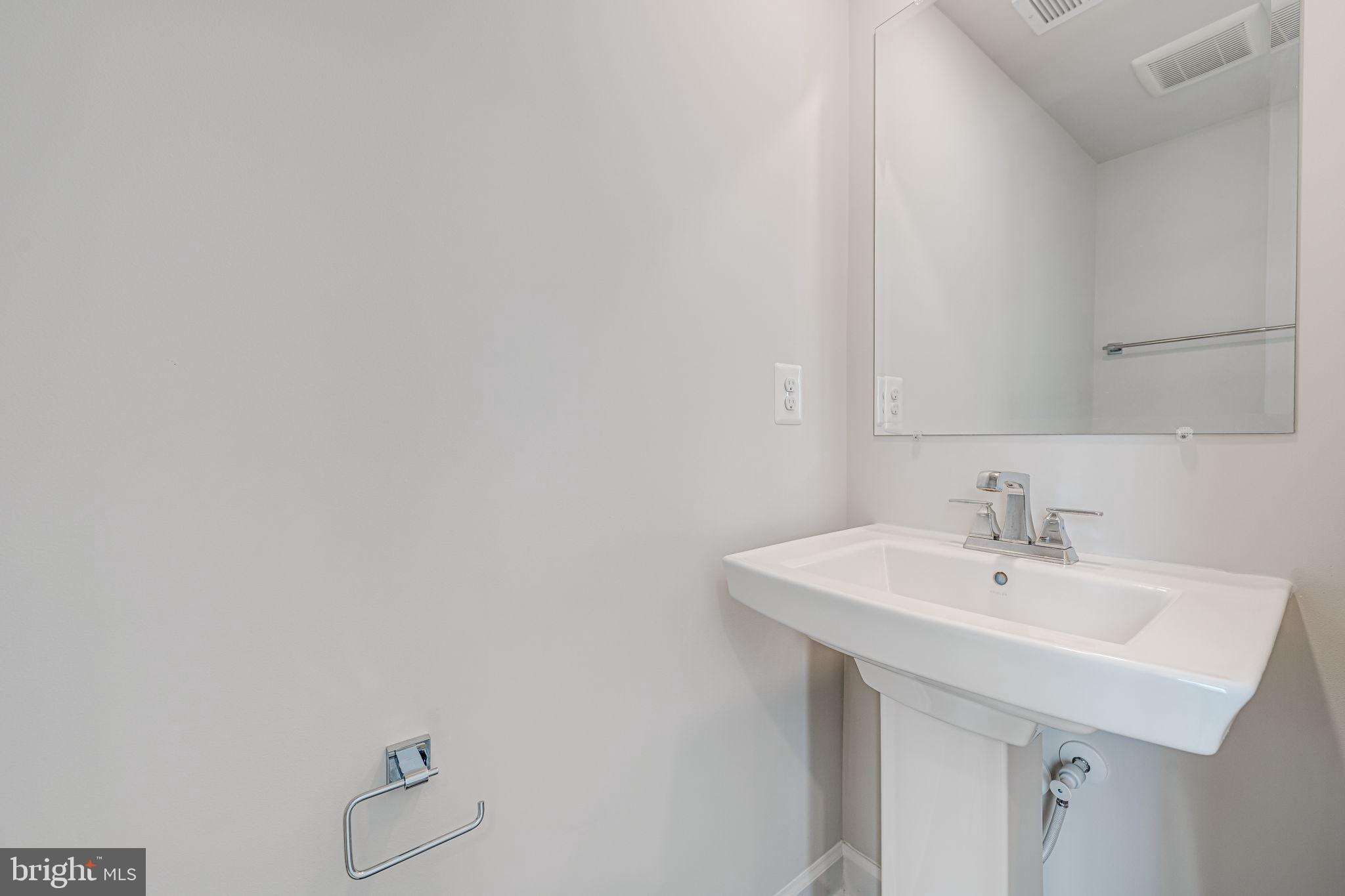 WOODLAND PARK - Residential Lease