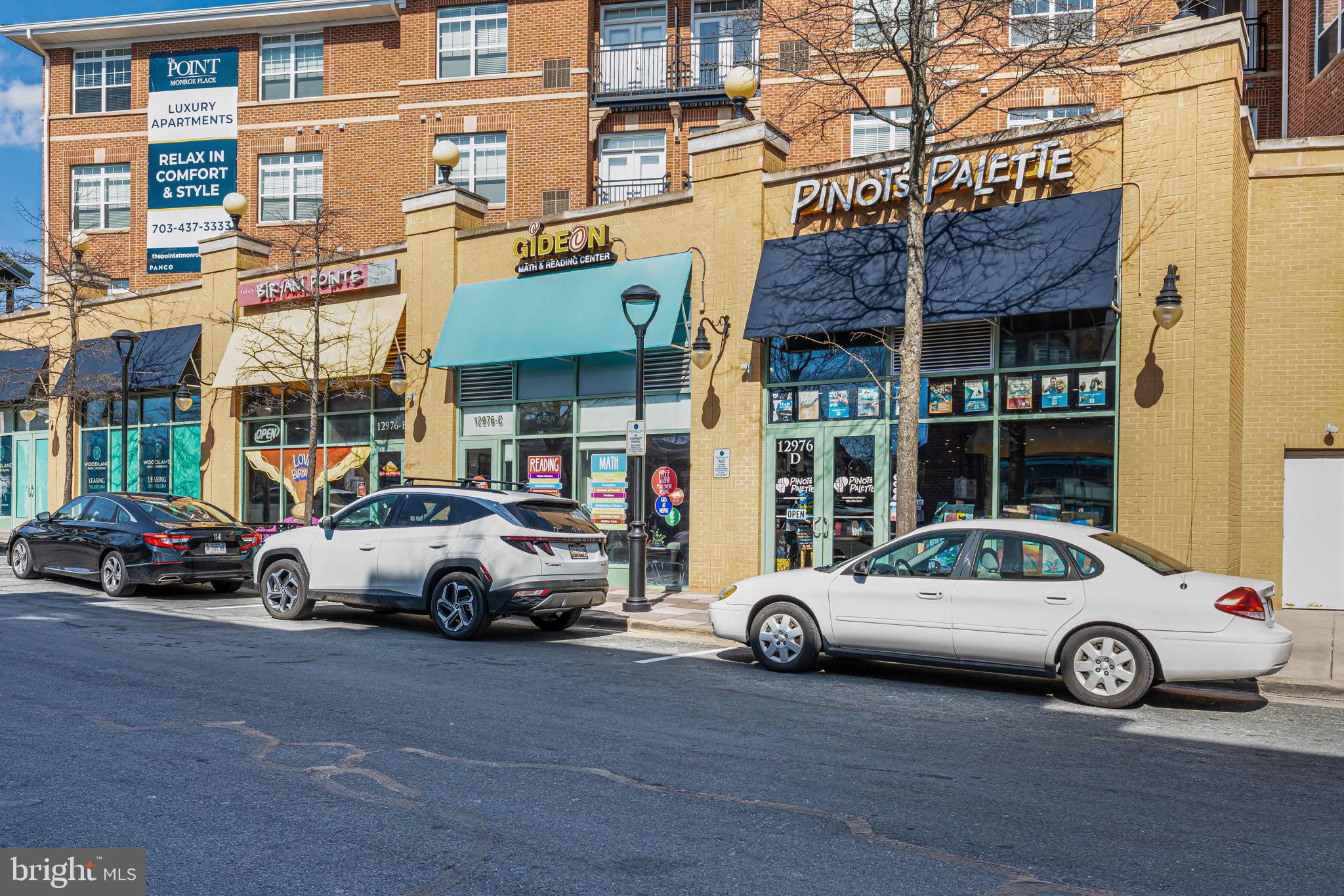 WOODLAND PARK - Residential Lease