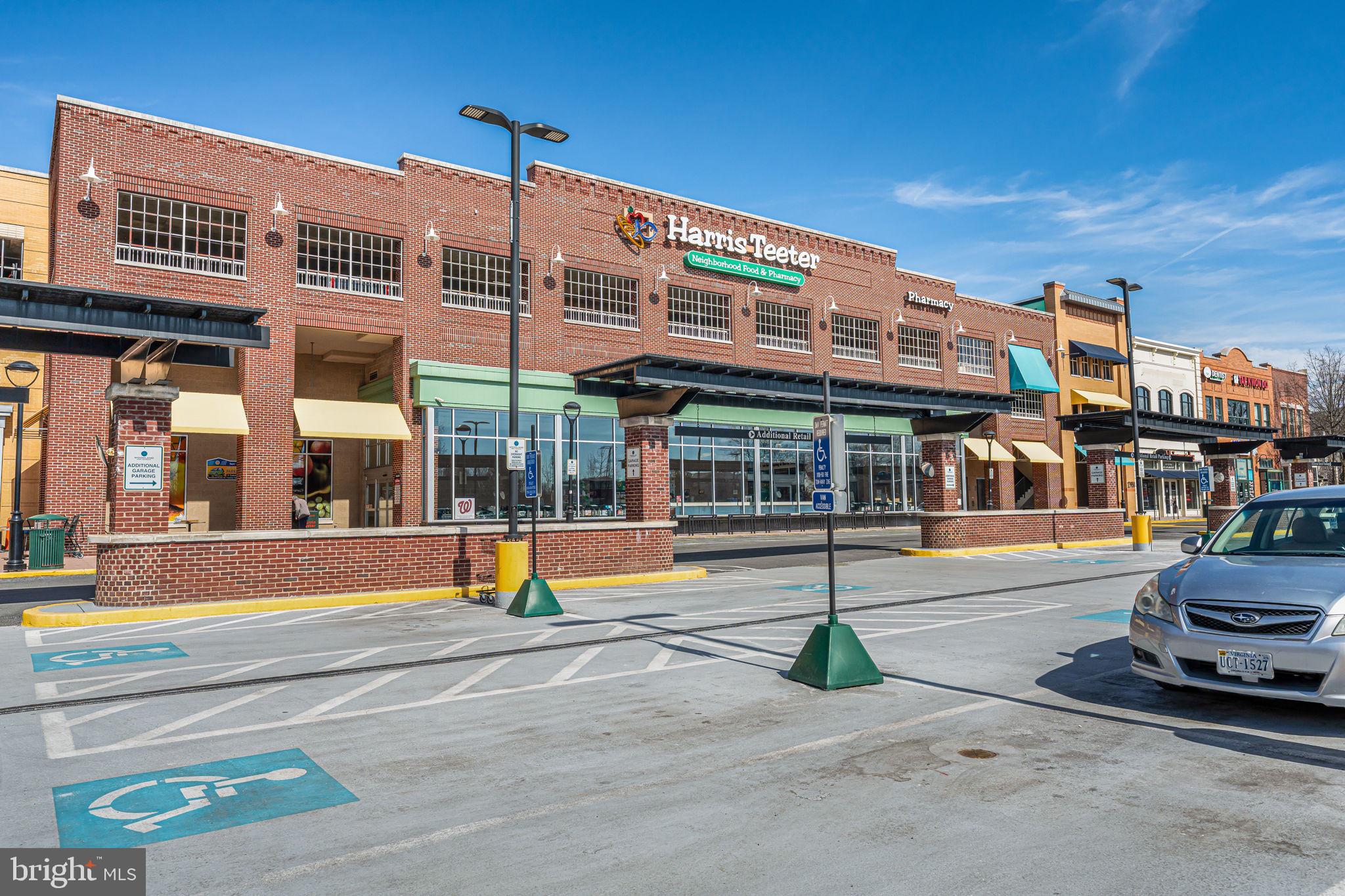 WOODLAND PARK - Residential Lease