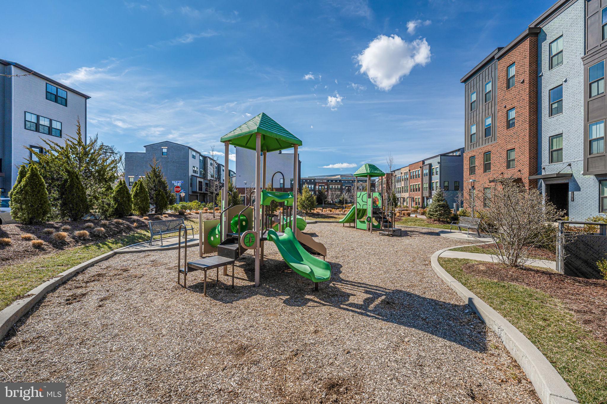 WOODLAND PARK - Residential Lease