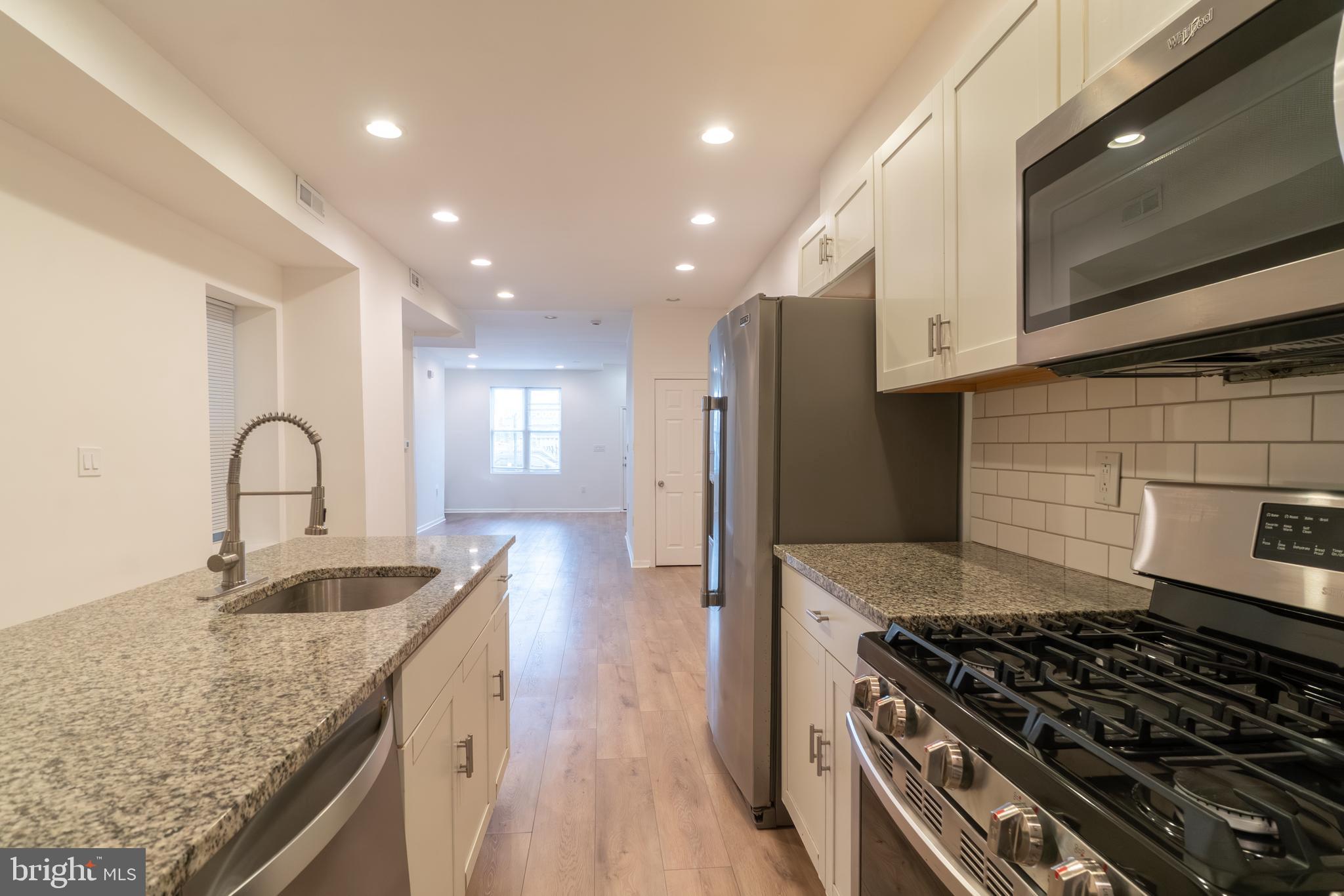 POINT BREEZE - Residential