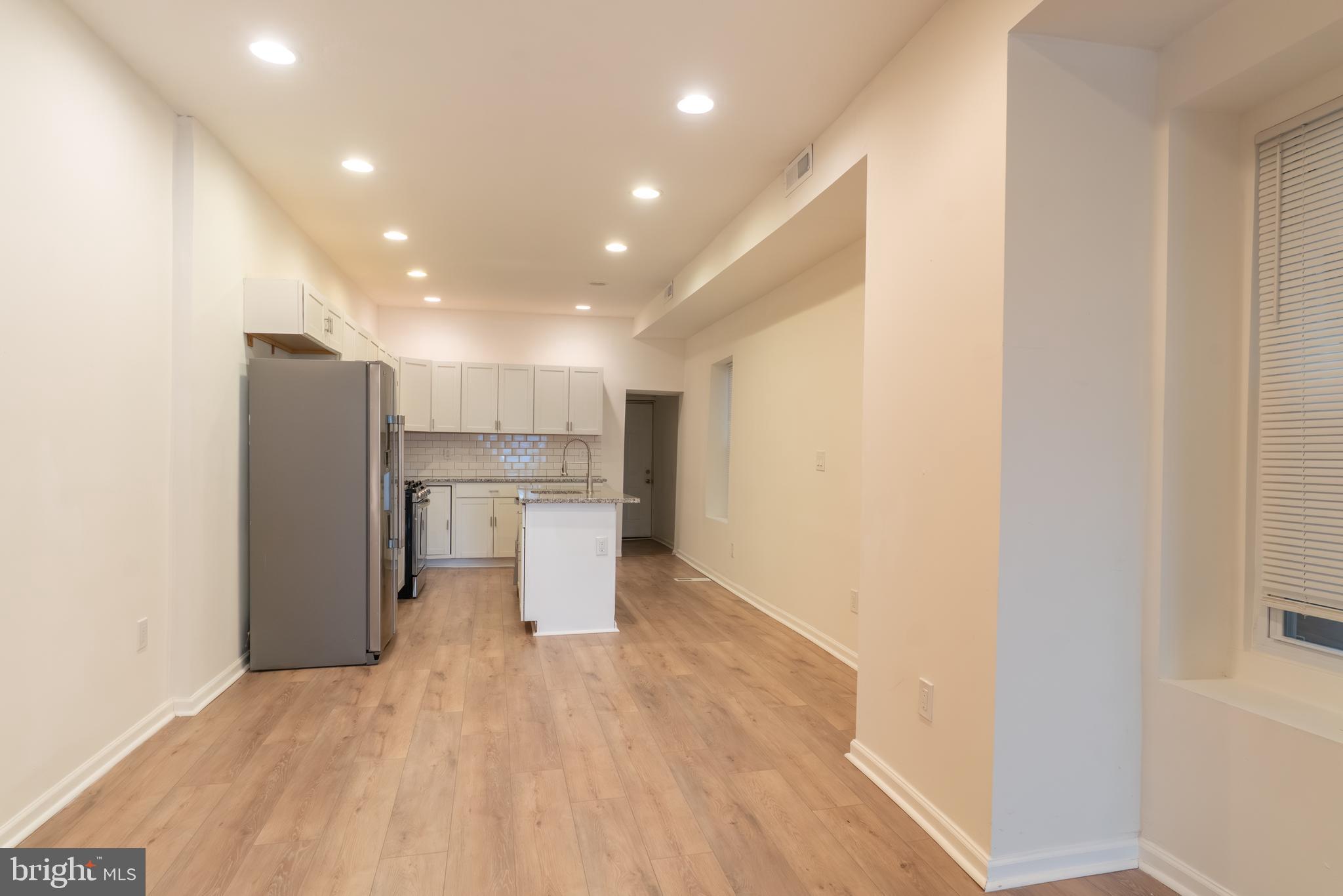 POINT BREEZE - Residential