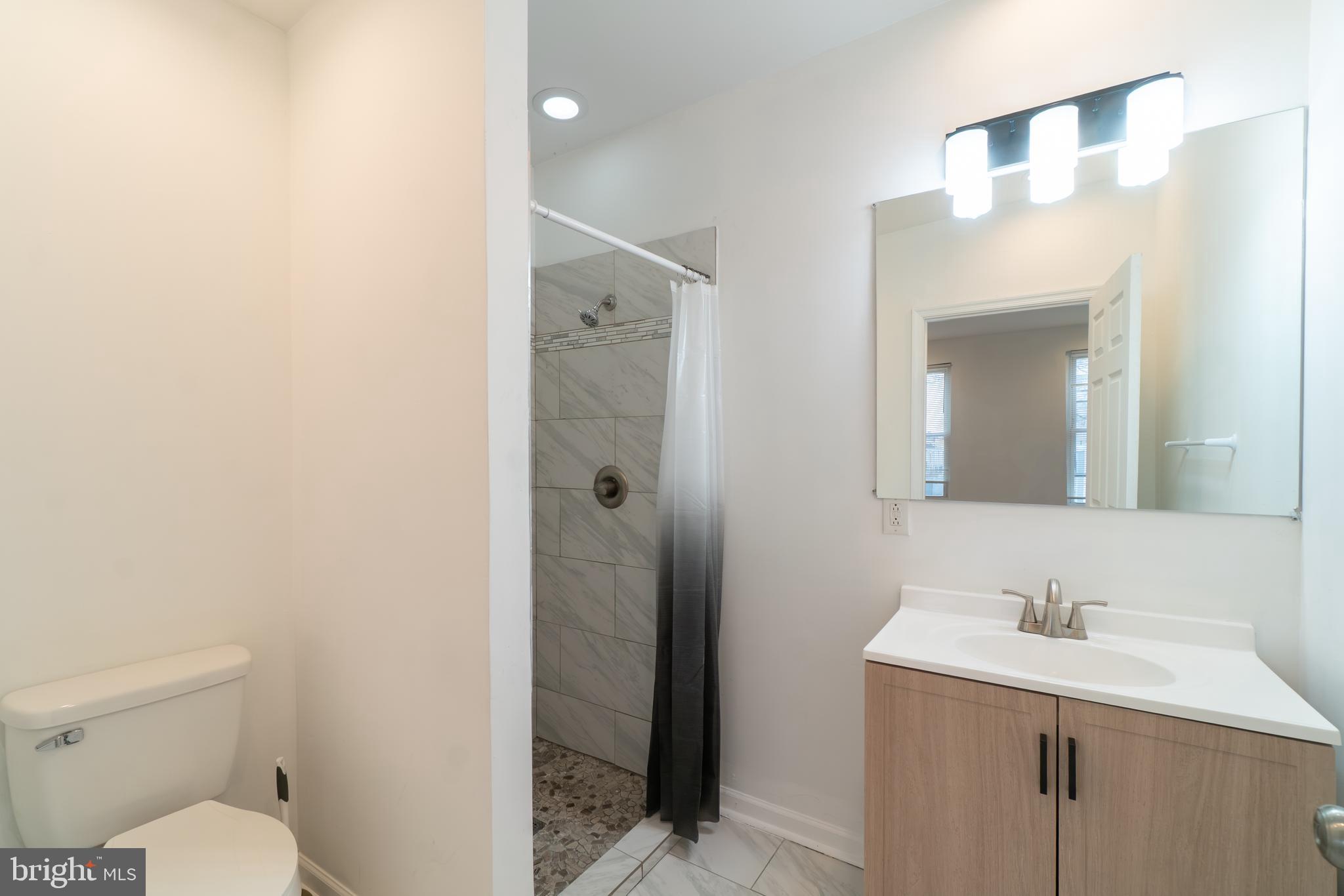 POINT BREEZE - Residential