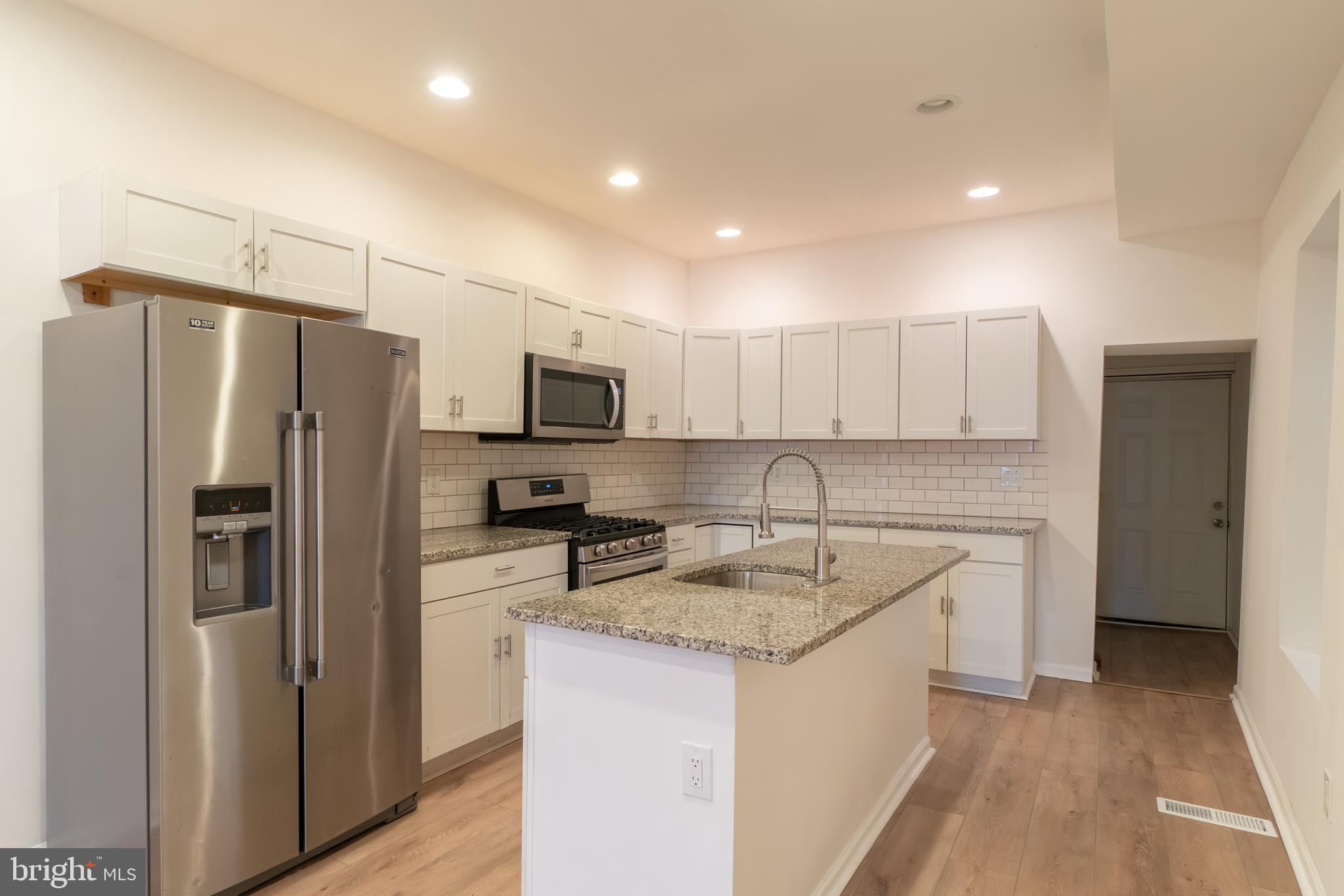 POINT BREEZE - Residential